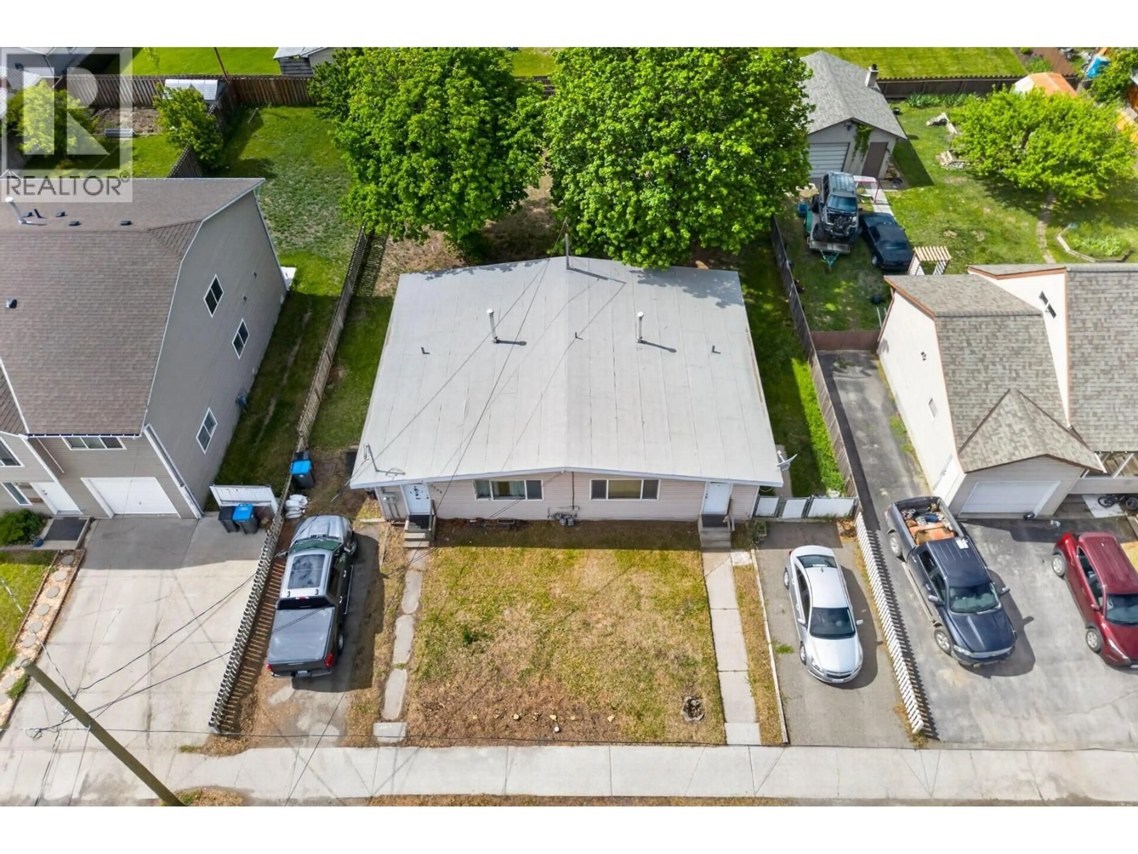 A pic from outside/outdoor area/front of a property/back of a property/a pic from drone, street for 2638 CLAPPERTON AVENUE, Merritt British Columbia V1K1B3