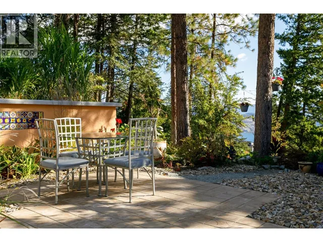 1642 WEST KELOWNA ROAD, West Kelowna 5