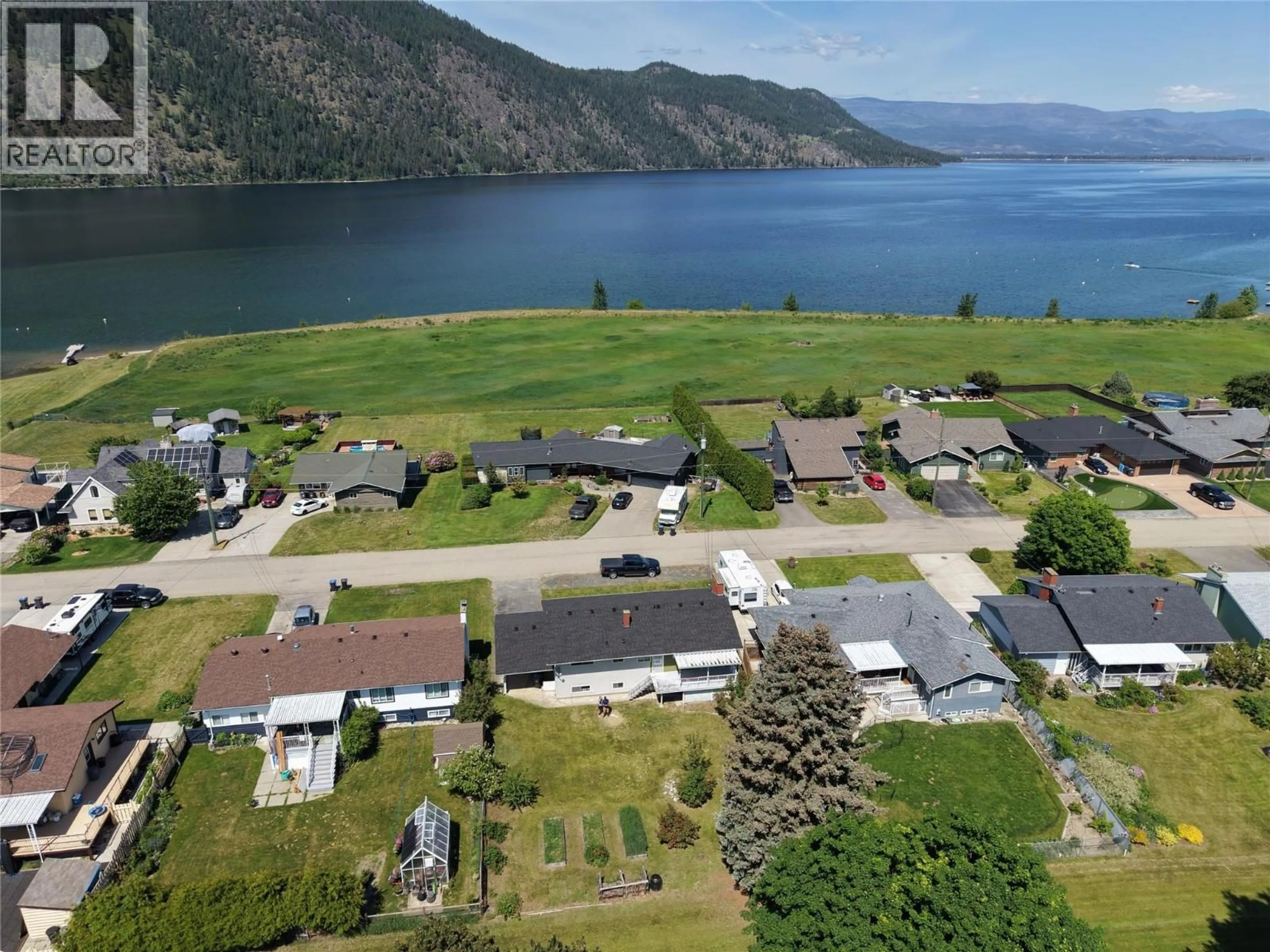 A pic from outside/outdoor area/front of a property/back of a property/a pic from drone, water/lake/river/ocean view for 847 HYSOP ROAD, Chase British Columbia V0E1M0