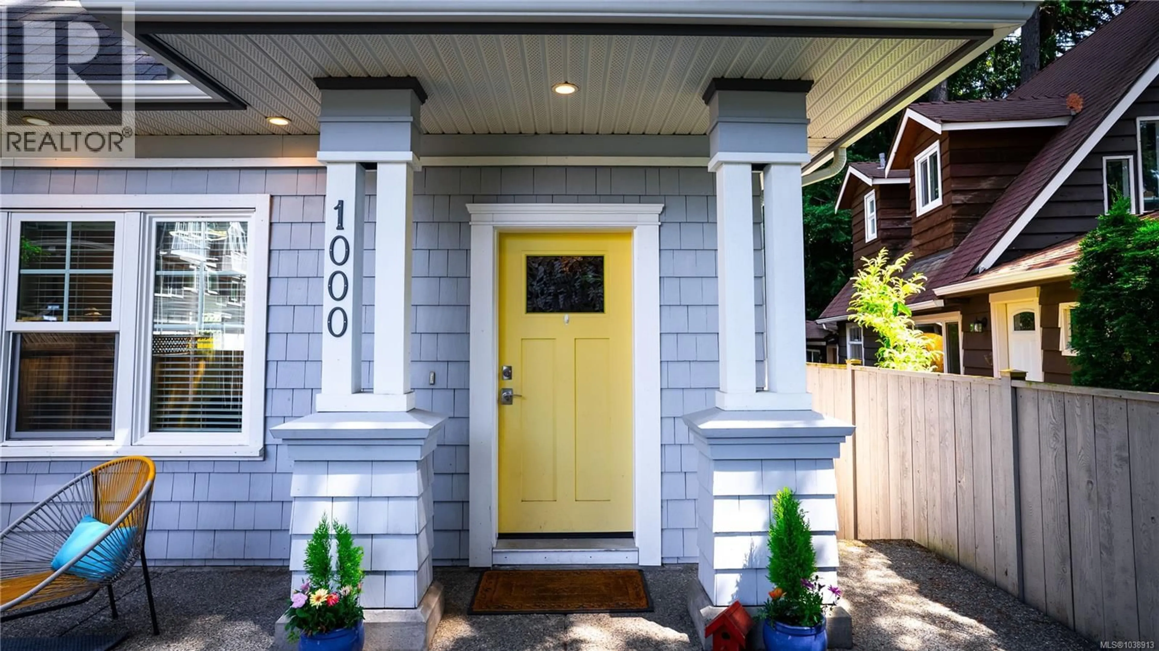 Indoor entryway for 1000 FASHODA PLACE, Langford British Columbia V9C3X1