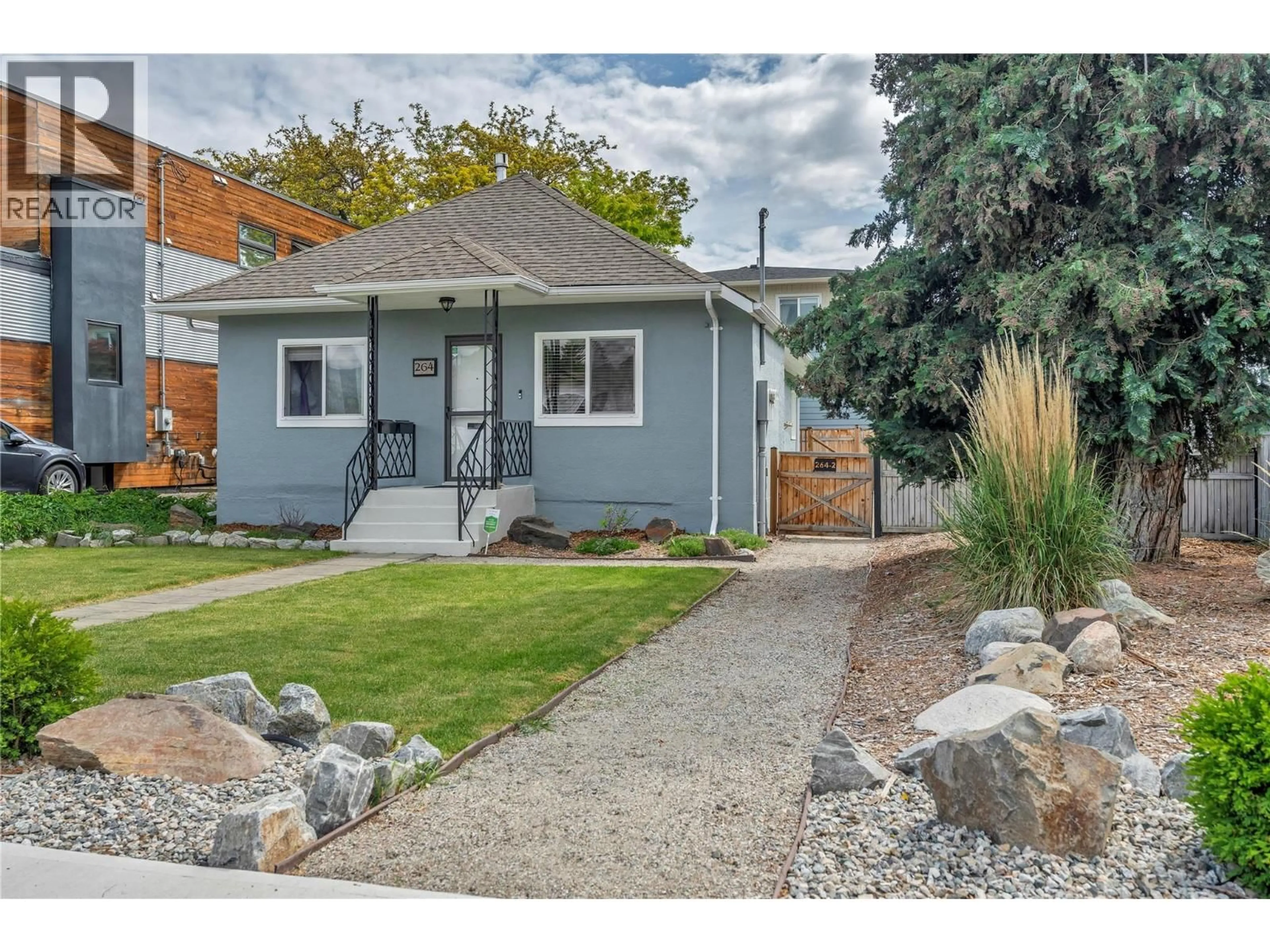 Floor plan for 264 DOUGLAS AVENUE, Penticton British Columbia V2A2T8