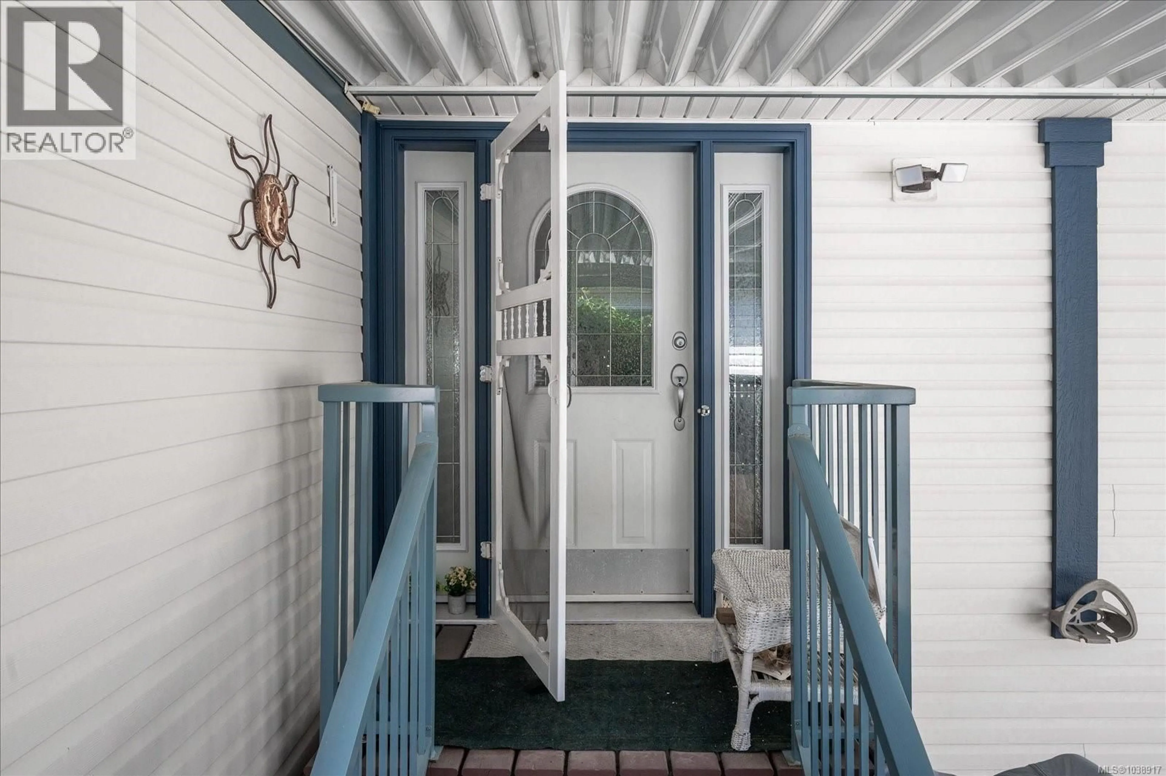 Indoor entryway for 66 - 658 ALDERWOOD DRIVE, Ladysmith British Columbia V9G1R6