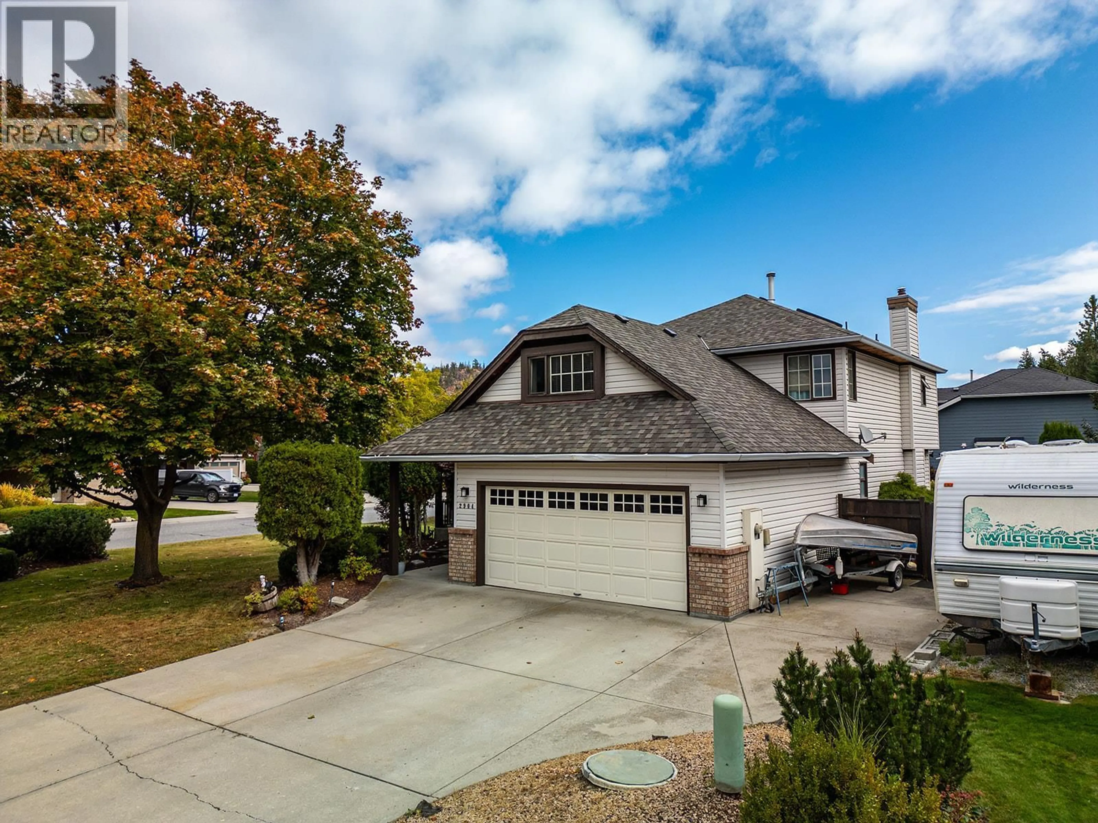 Home with vinyl exterior material, street for 2904 FIELDSTONE COURT, West Kelowna British Columbia V4T1S9