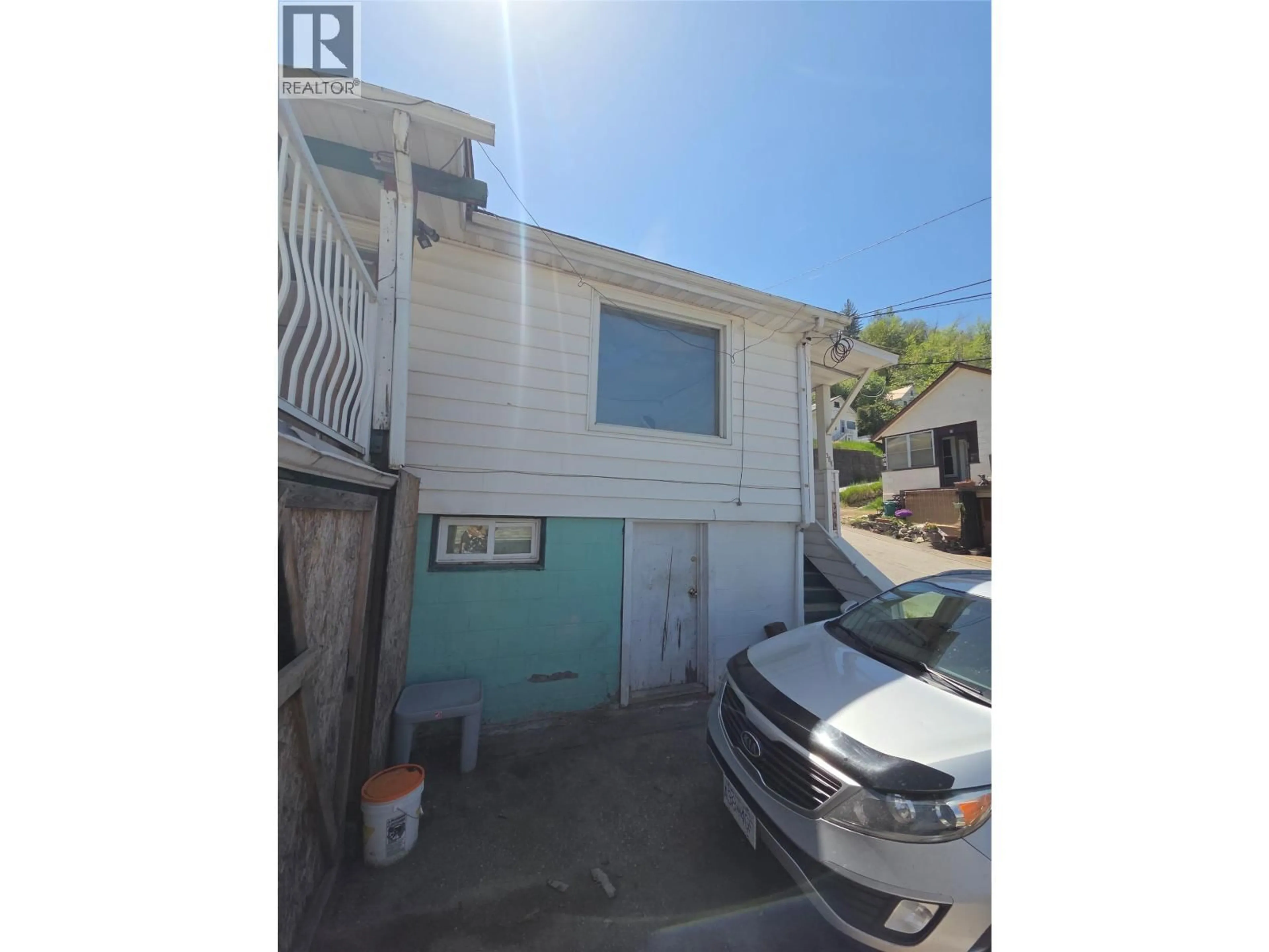 Unknown for 304 MCANALLY STREET, Trail British Columbia V1R3R4