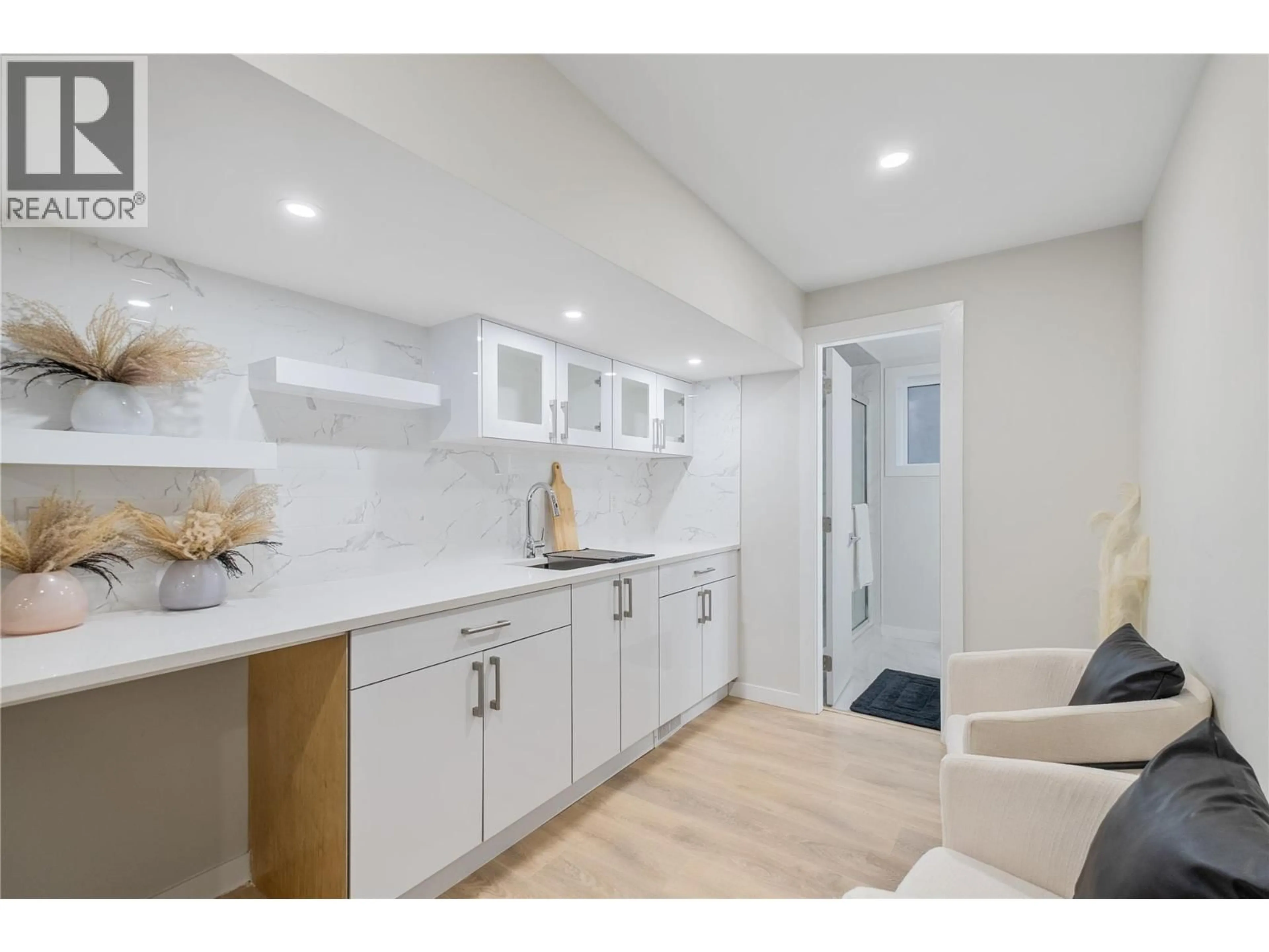 Unknown for 1291 MOUNTAINVIEW STREET, Kelowna British Columbia V1Y4M9