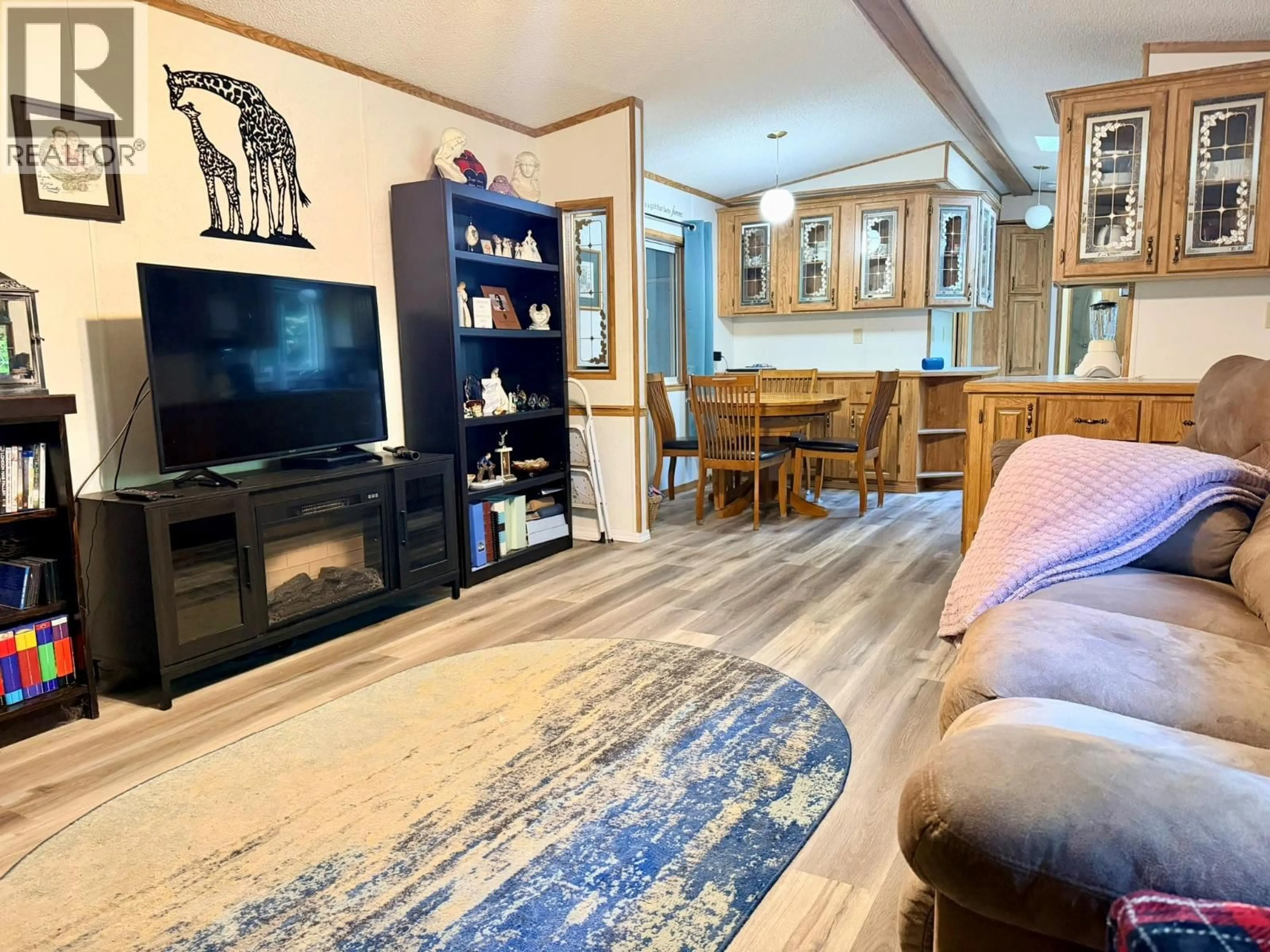 Living room with furniture, unknown for 20 - 1436 NORTH WEST BOULEVARD, Creston British Columbia V0B1G6