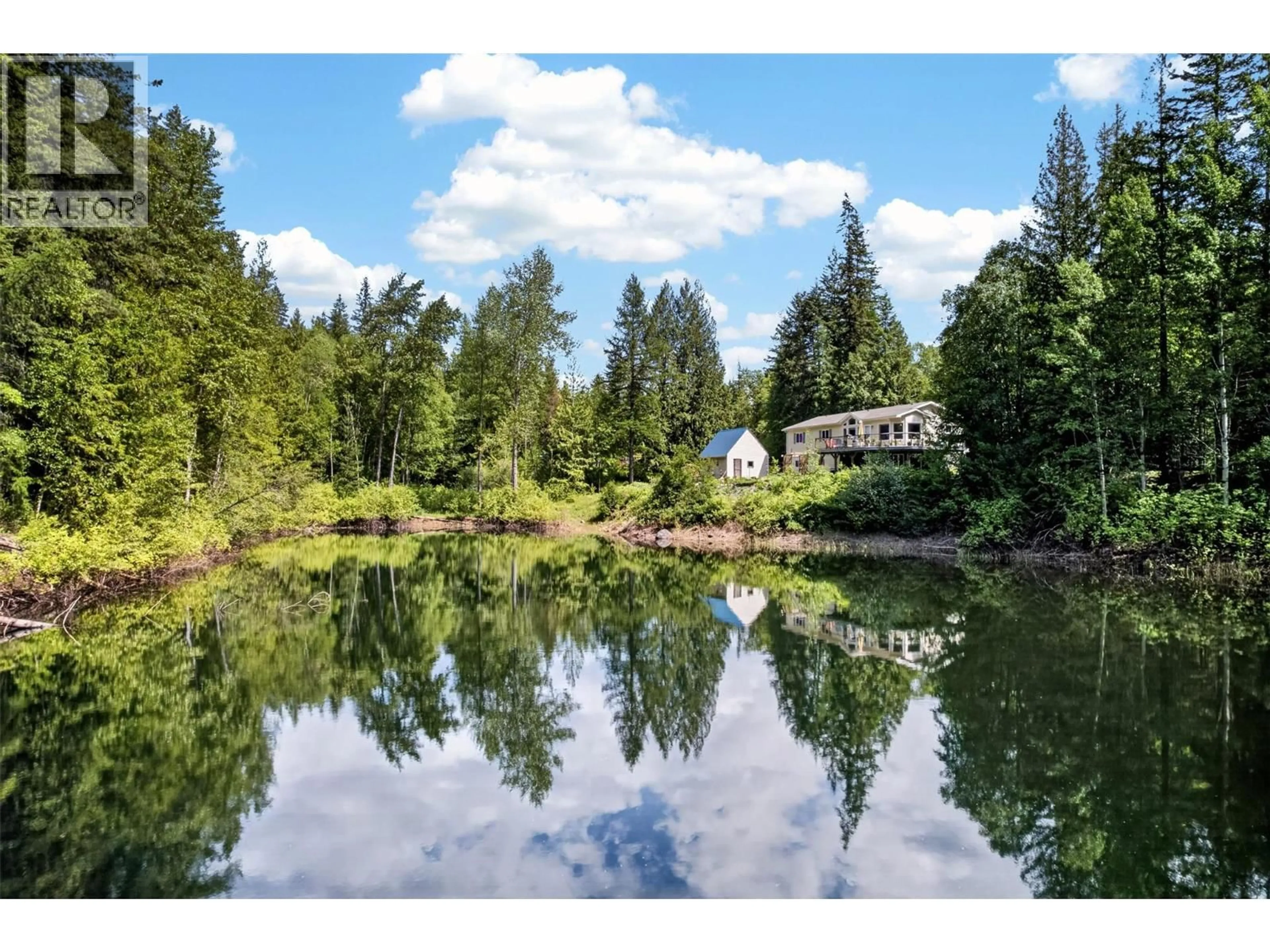 A pic from outside/outdoor area/front of a property/back of a property/a pic from drone, water/lake/river/ocean view for 4761 HIGHWAY 31 OTHER, Fletcher Creek British Columbia V0G1M0
