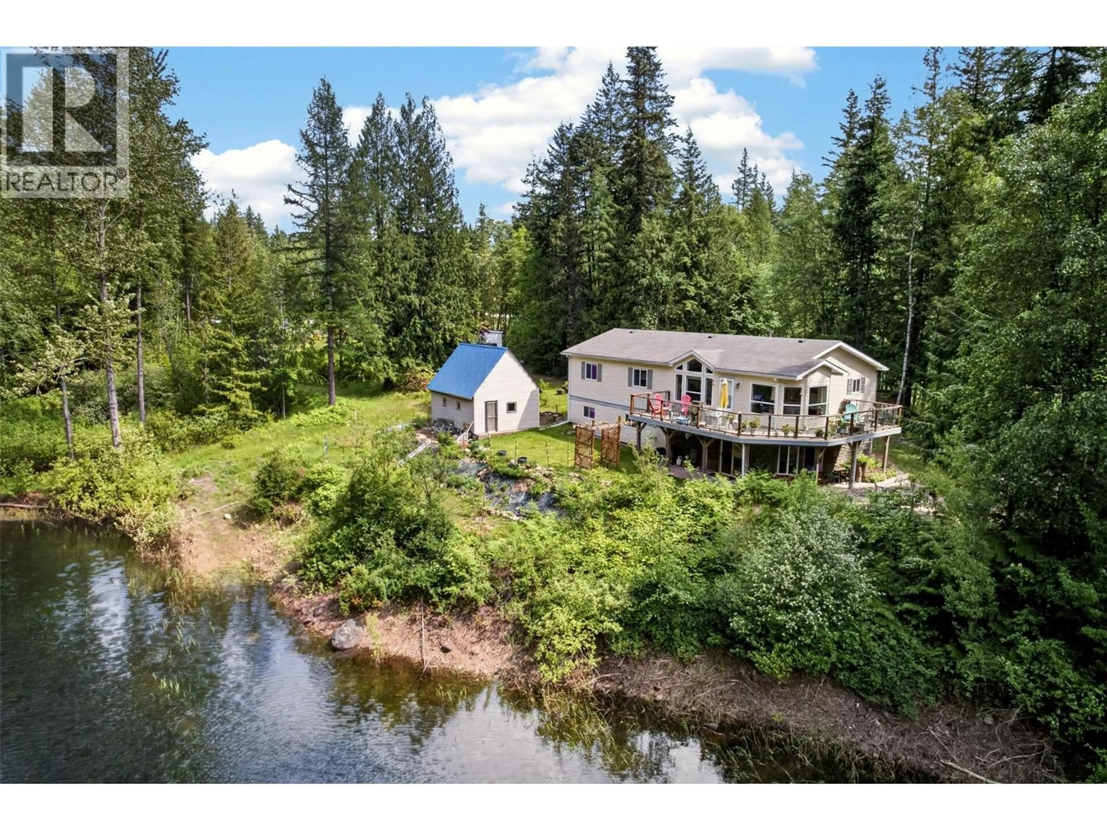 A pic from outside/outdoor area/front of a property/back of a property/a pic from drone, water/lake/river/ocean view for 4761 HIGHWAY 31 OTHER, Fletcher Creek British Columbia V0G1M0