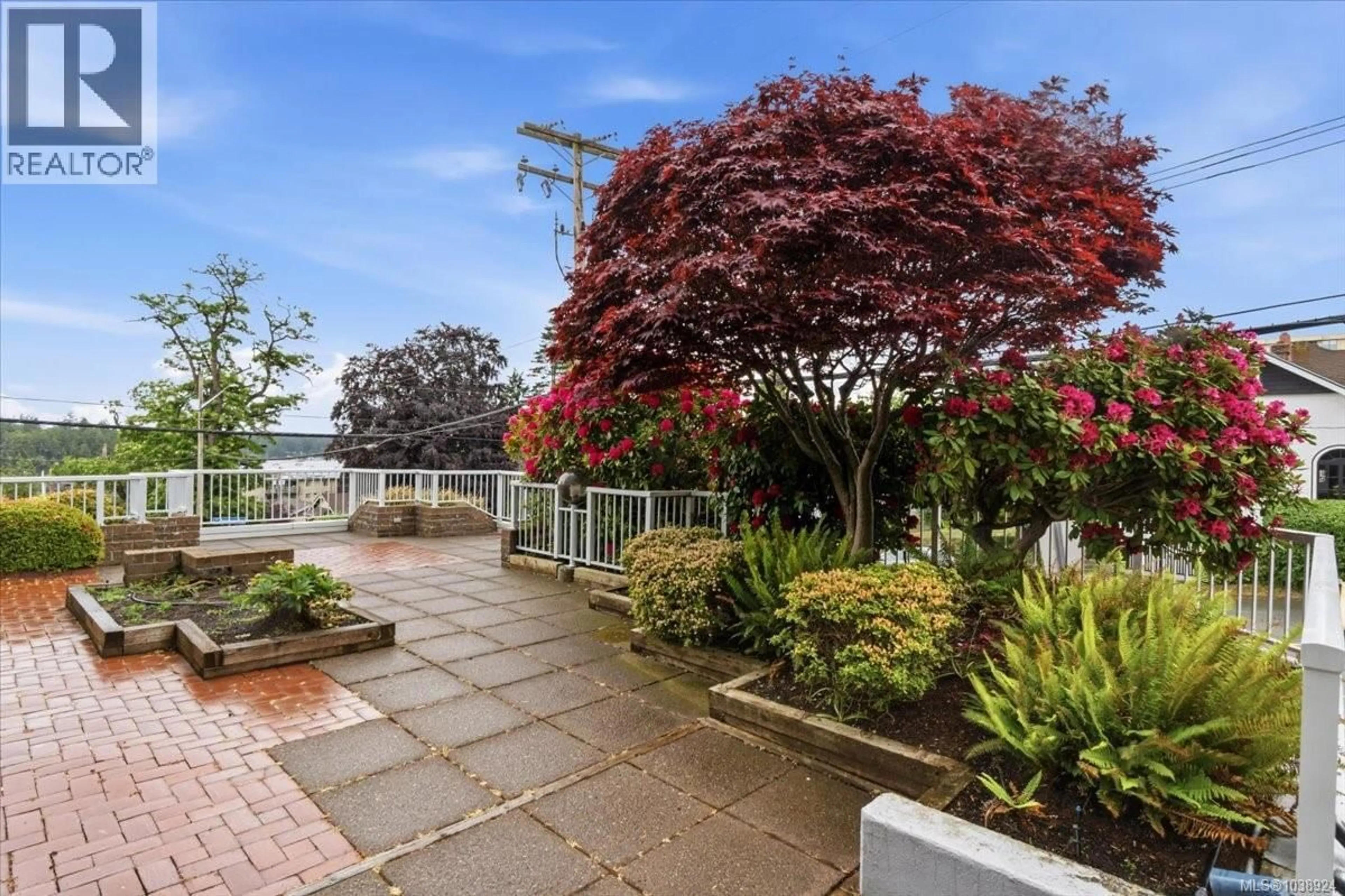Patio, water/lake/river/ocean view for 601 - 220 TOWNSITE ROAD, Nanaimo British Columbia V9S5S8