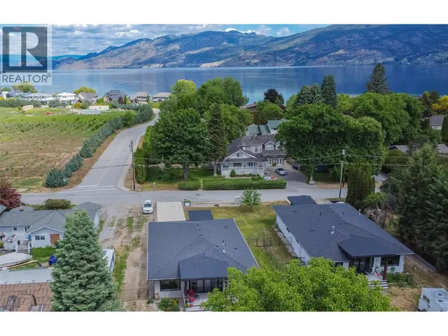 2311 THORNBER STREET, Summerland 2