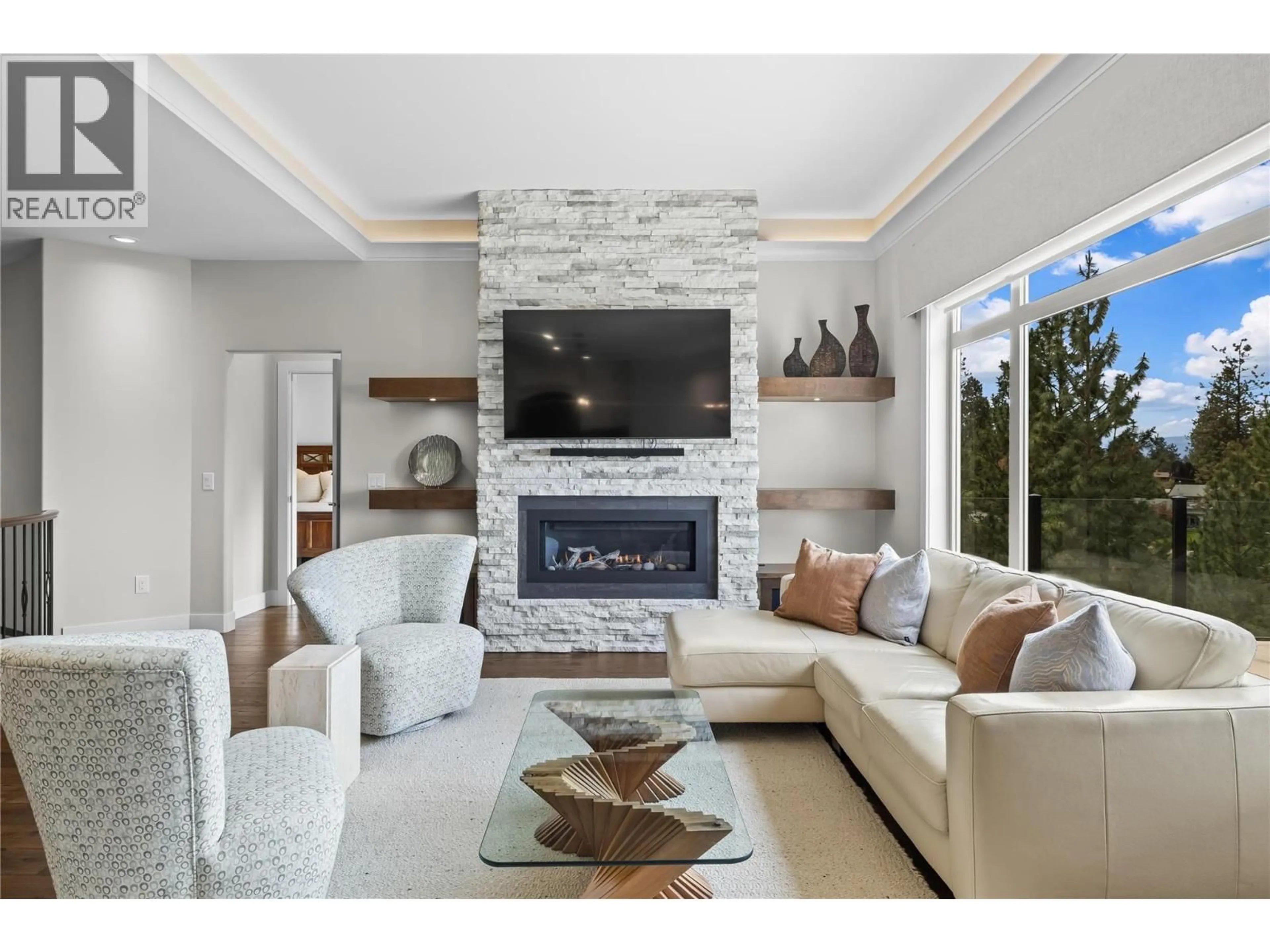 Living room with furniture, unknown for 5 - 514 QUARTZ CRESCENT, Kelowna British Columbia V1W5C5