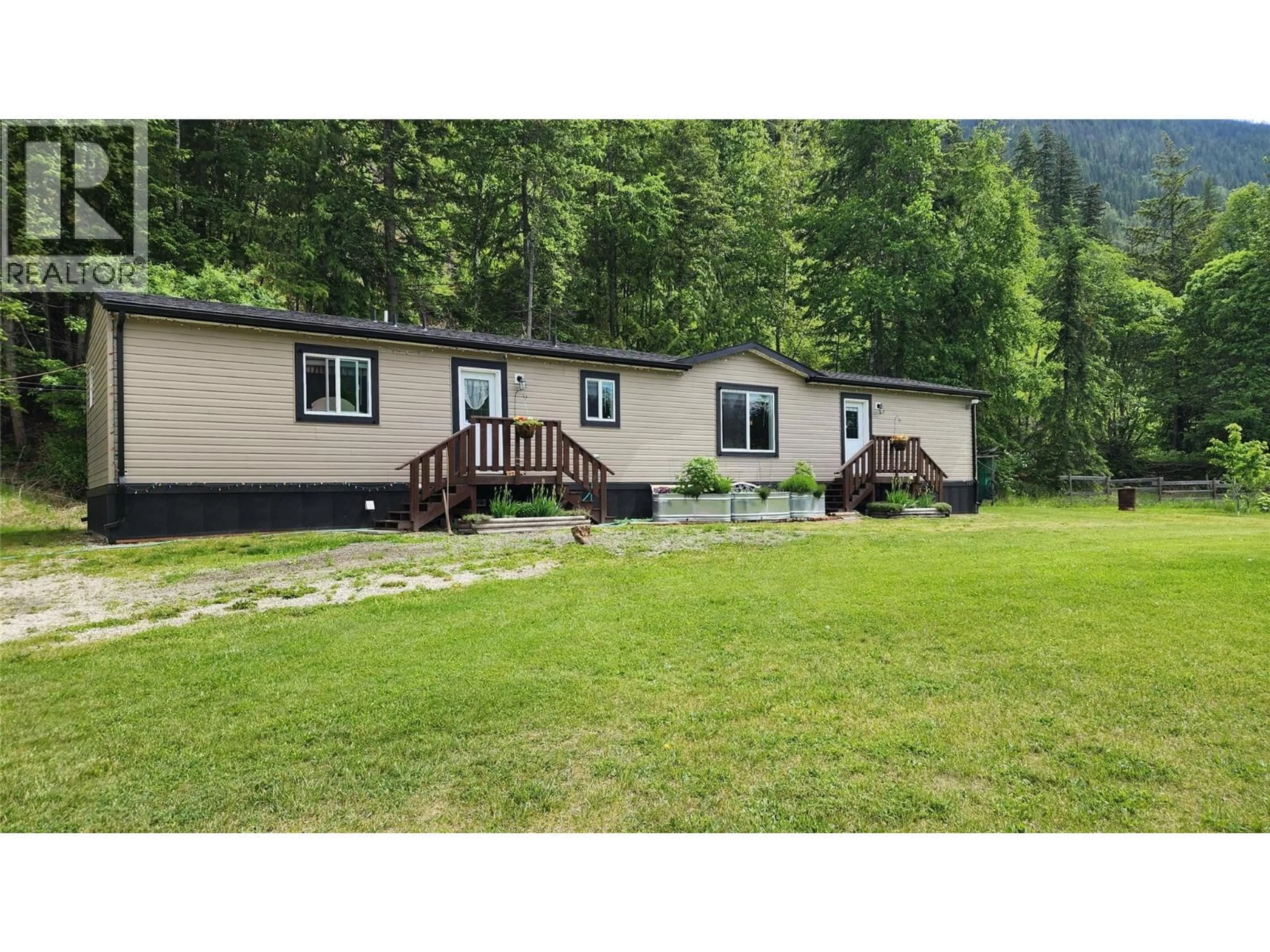 Unknown for 3015 6 HIGHWAY, Nakusp British Columbia V0G1R1