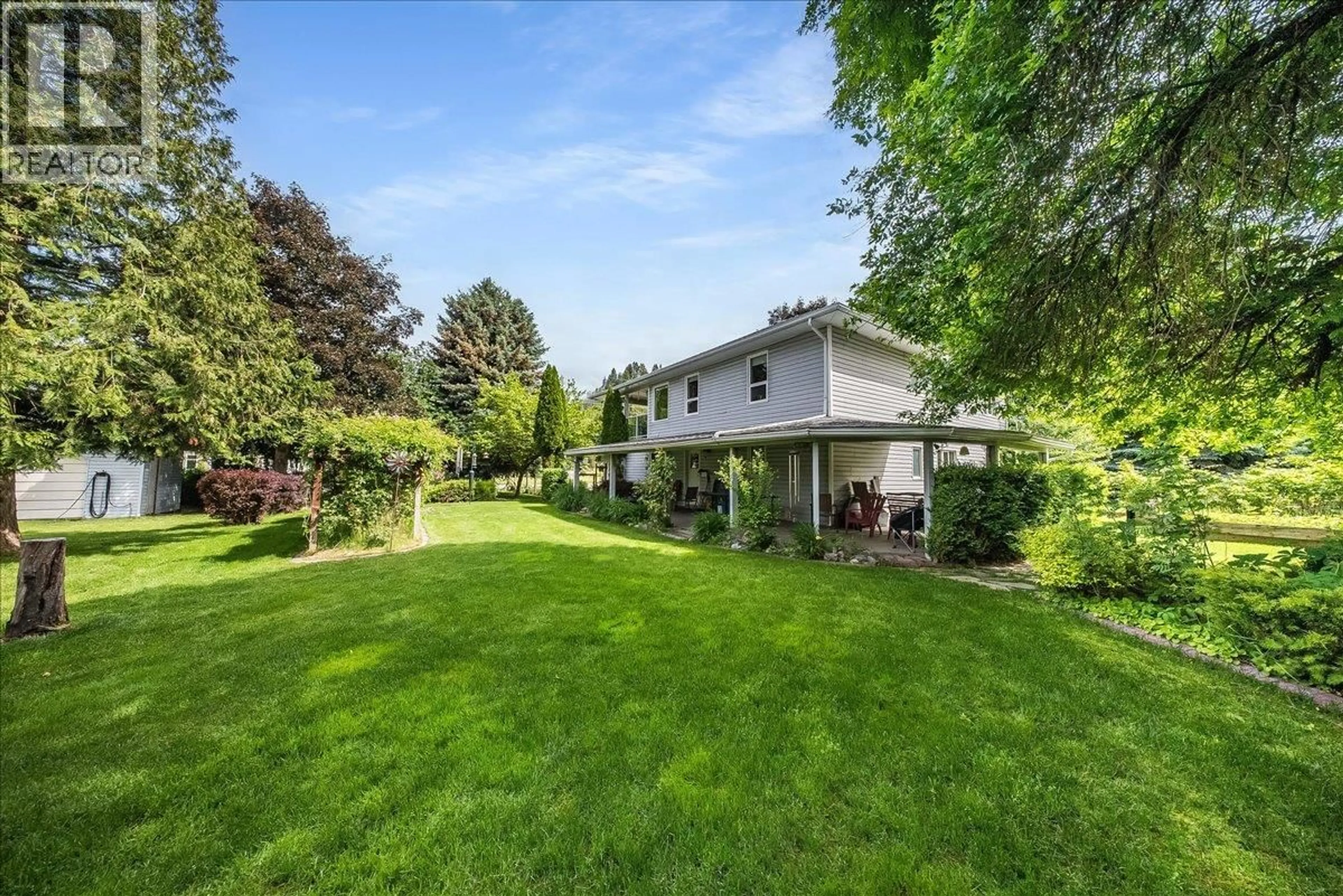 A pic from outside/outdoor area/front of a property/back of a property/a pic from drone, unknown for 1545 COLUMBIA ROAD, Ootischenia British Columbia V1N4L6