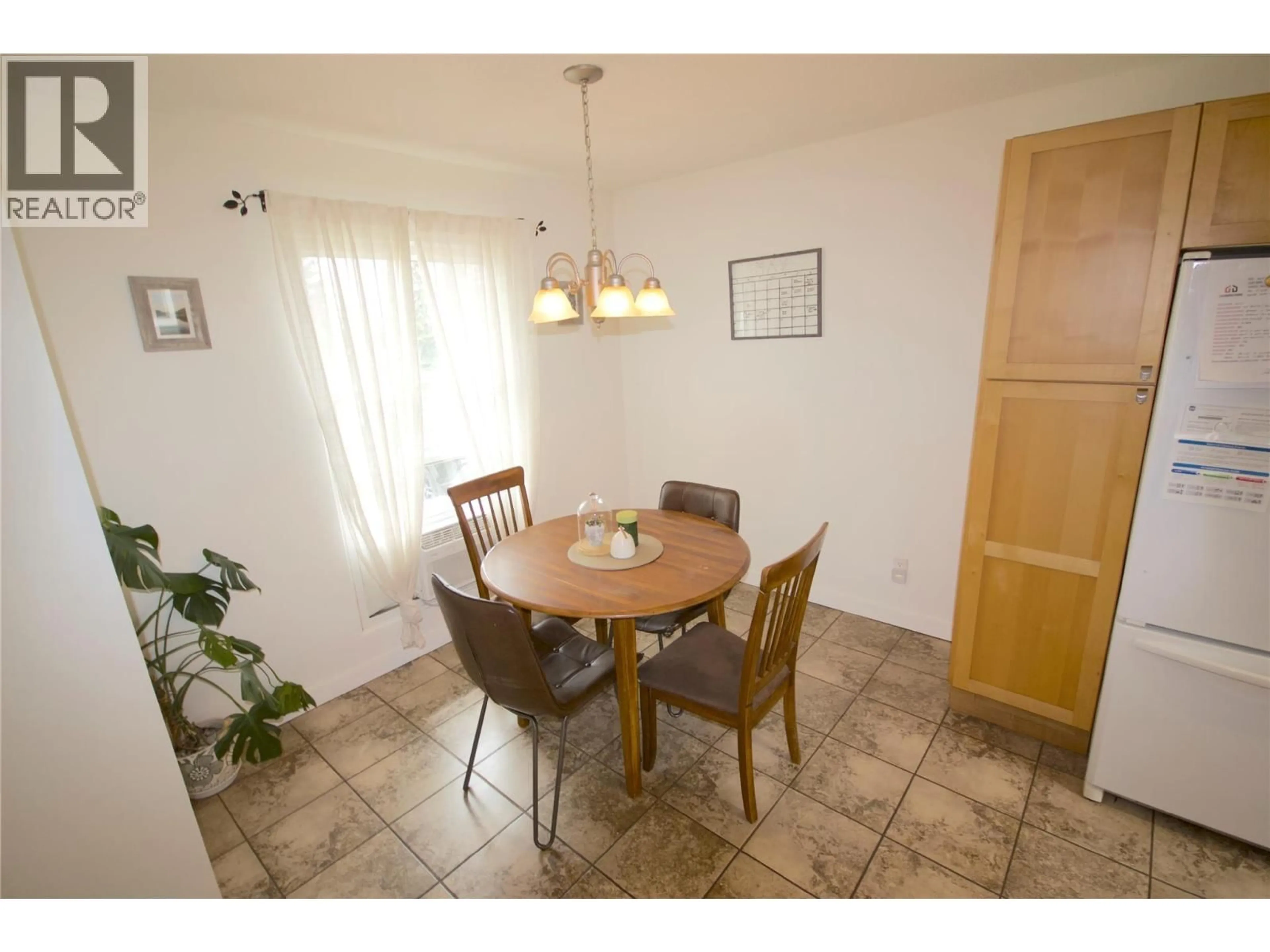 Dining room, unknown for 1316 92 AVENUE, Dawson Creek British Columbia V1G1C3