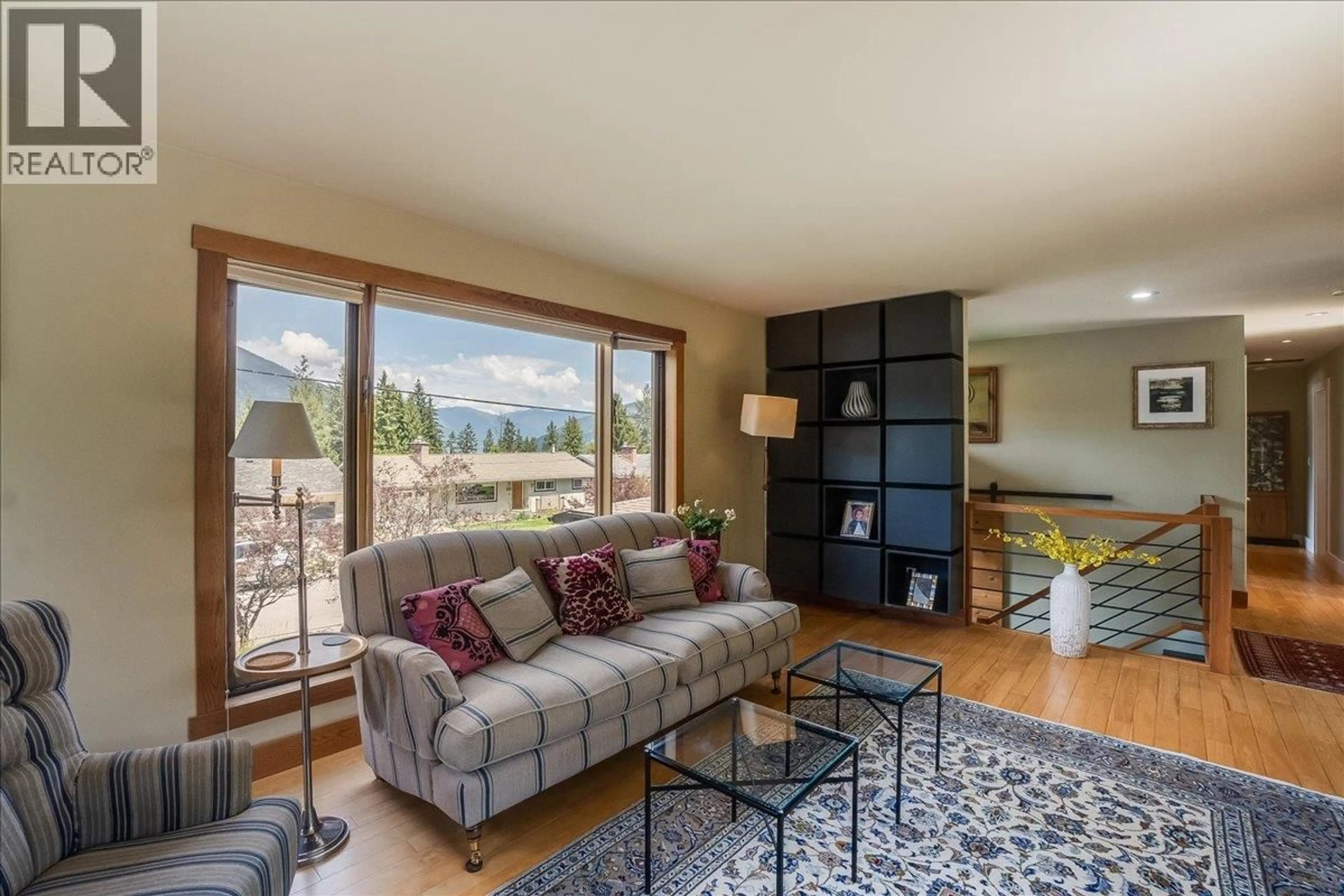 Living room with furniture, unknown for 1001 GILKER STREET, Nelson British Columbia V1L5V3