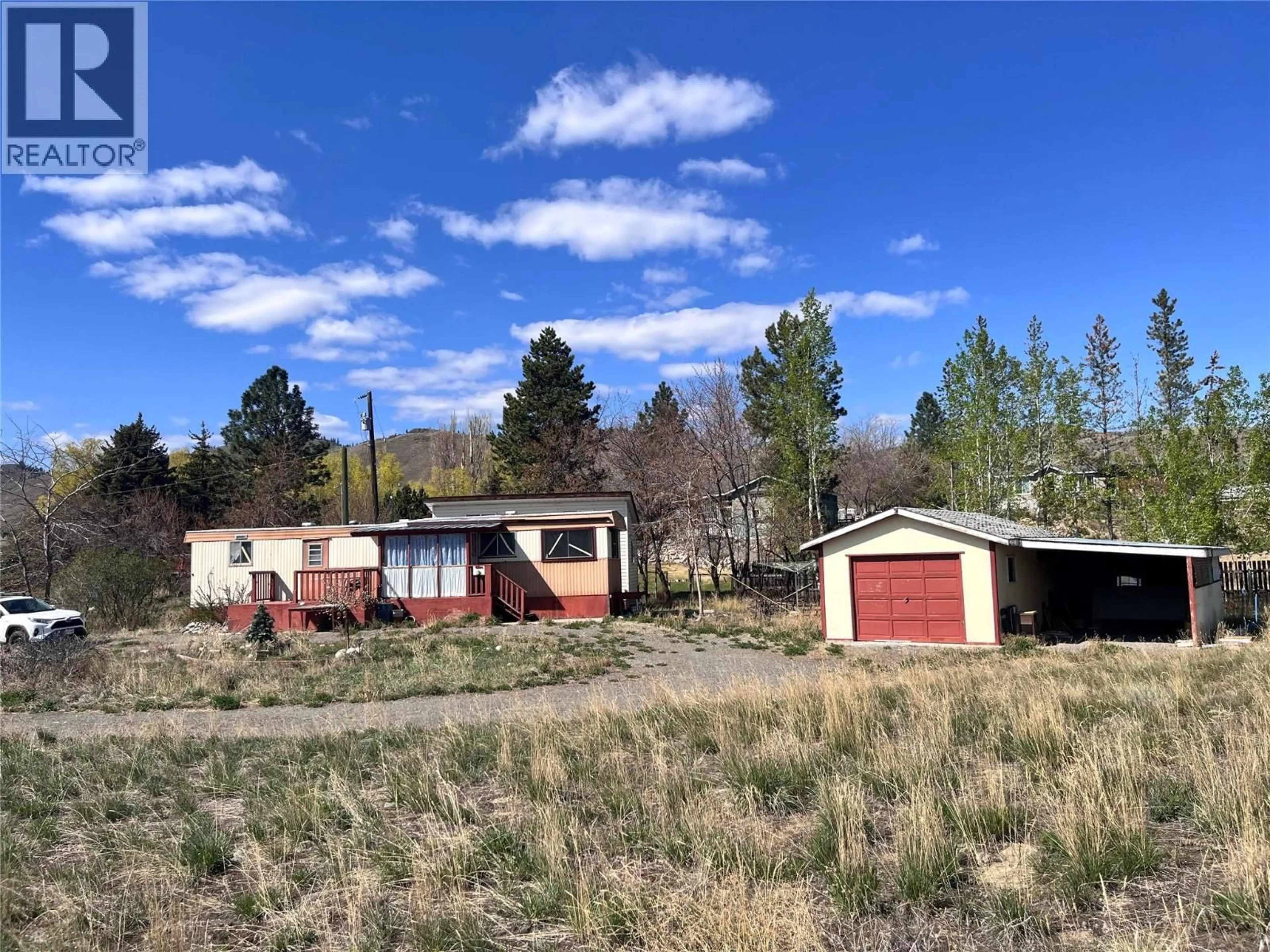 A pic from outside/outdoor area/front of a property/back of a property/a pic from drone, unknown for 6736 PINECREST DRIVE, Kamloops British Columbia V0K2P0