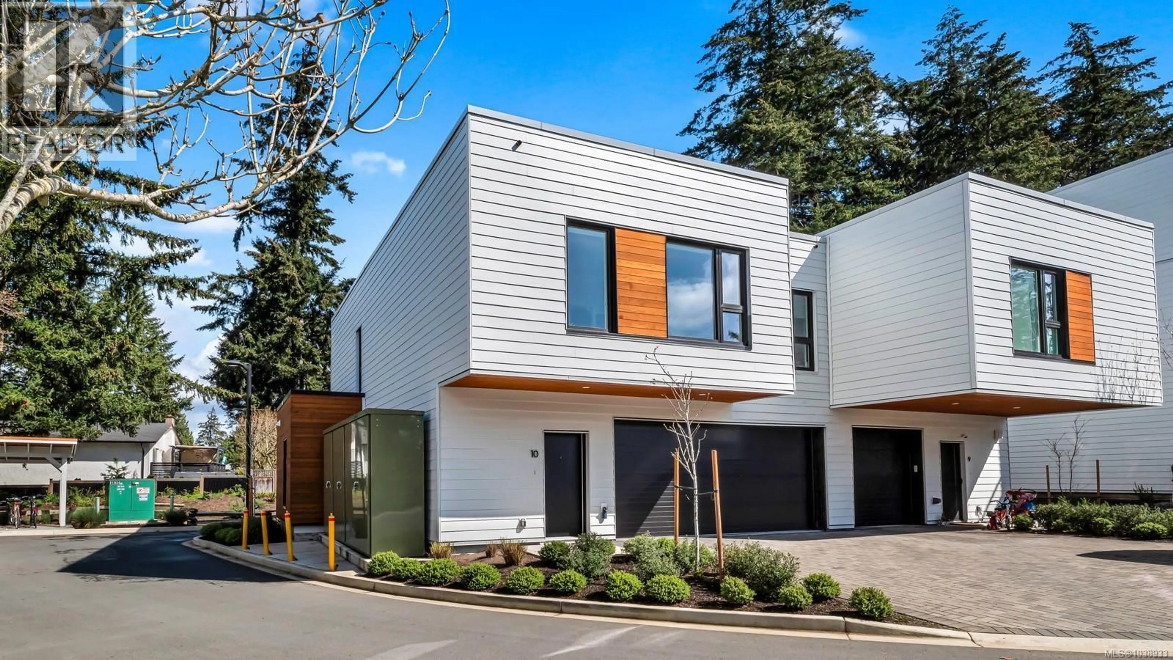 Home with brick exterior material, street for 10 - 2330 SOOKE ROAD, Colwood British Columbia V9B1X7