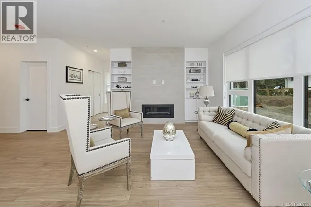 10 - 2330 SOOKE ROAD, Colwood 3