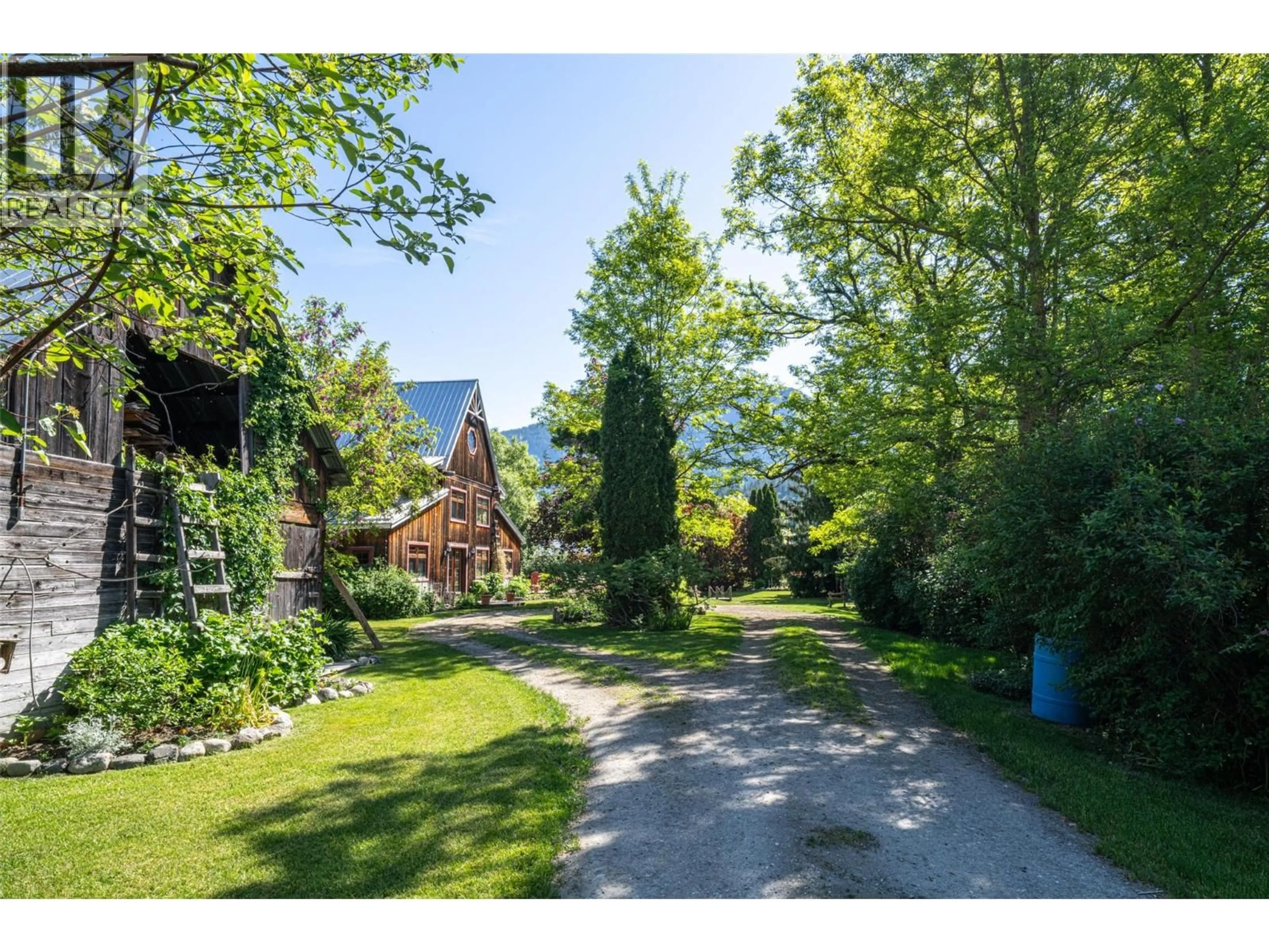 A pic from outside/outdoor area/front of a property/back of a property/a pic from drone, street for 749 ENDERBY - GRINDROD ROAD, Enderby British Columbia V4Y4K1