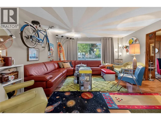 1019 VETERAN DRIVE, Penticton 5