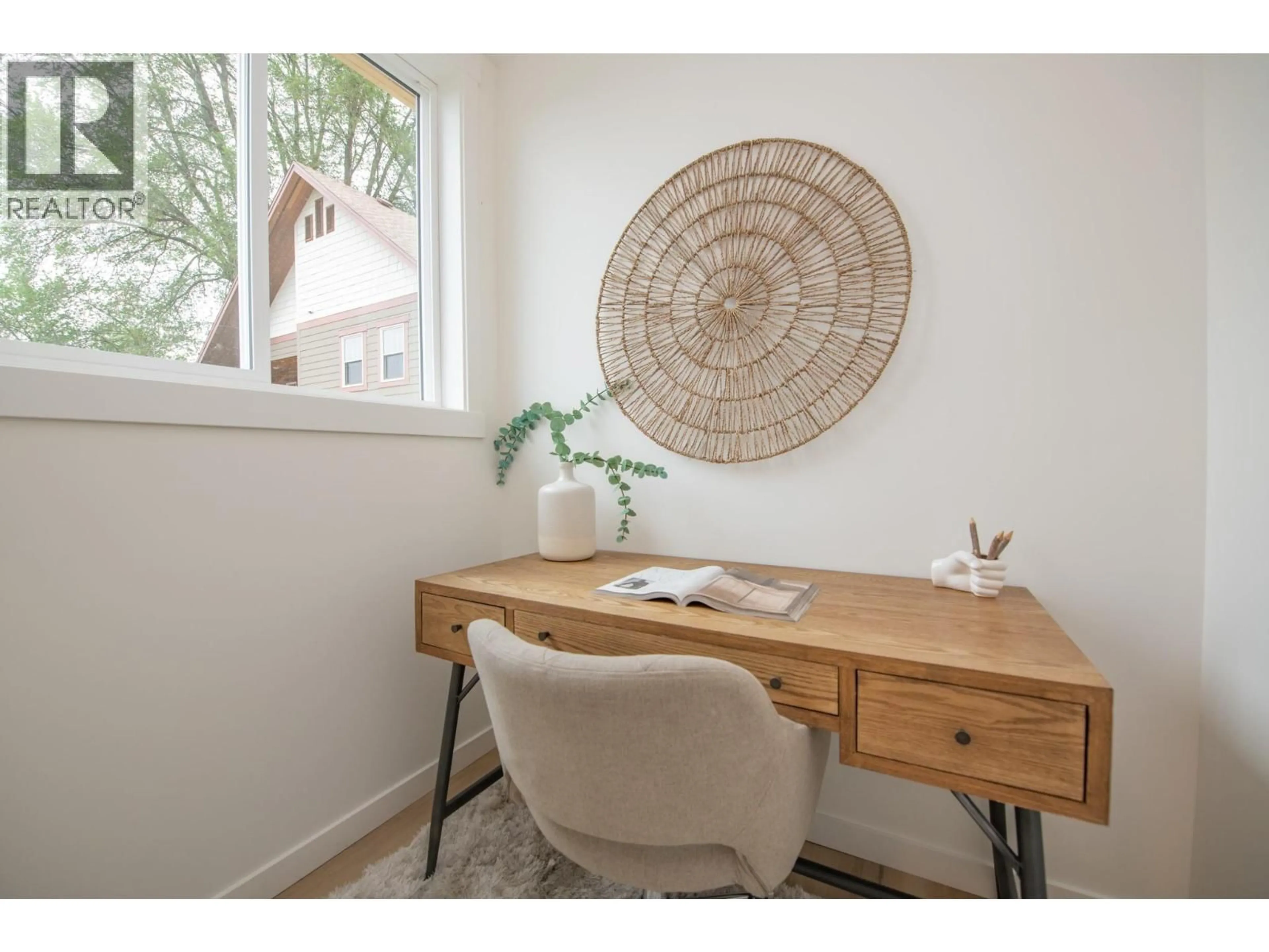 A pic of a room for 1 - 3602 PLEASANT VALLEY ROAD, Vernon British Columbia V1T4L6