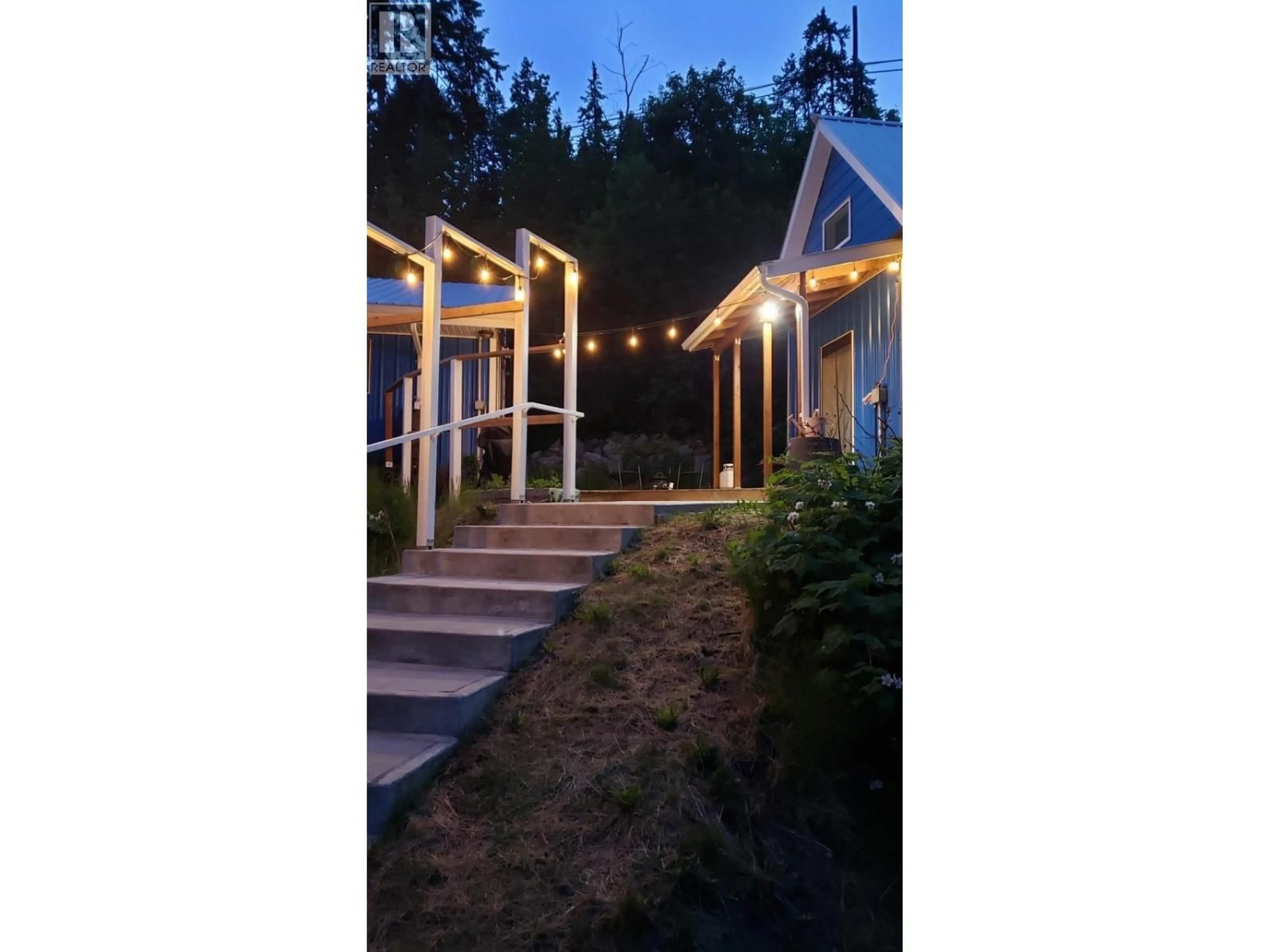 Patio, mountain view for 6421 SUNSHINE DRIVE, Balfour British Columbia V1L6S1