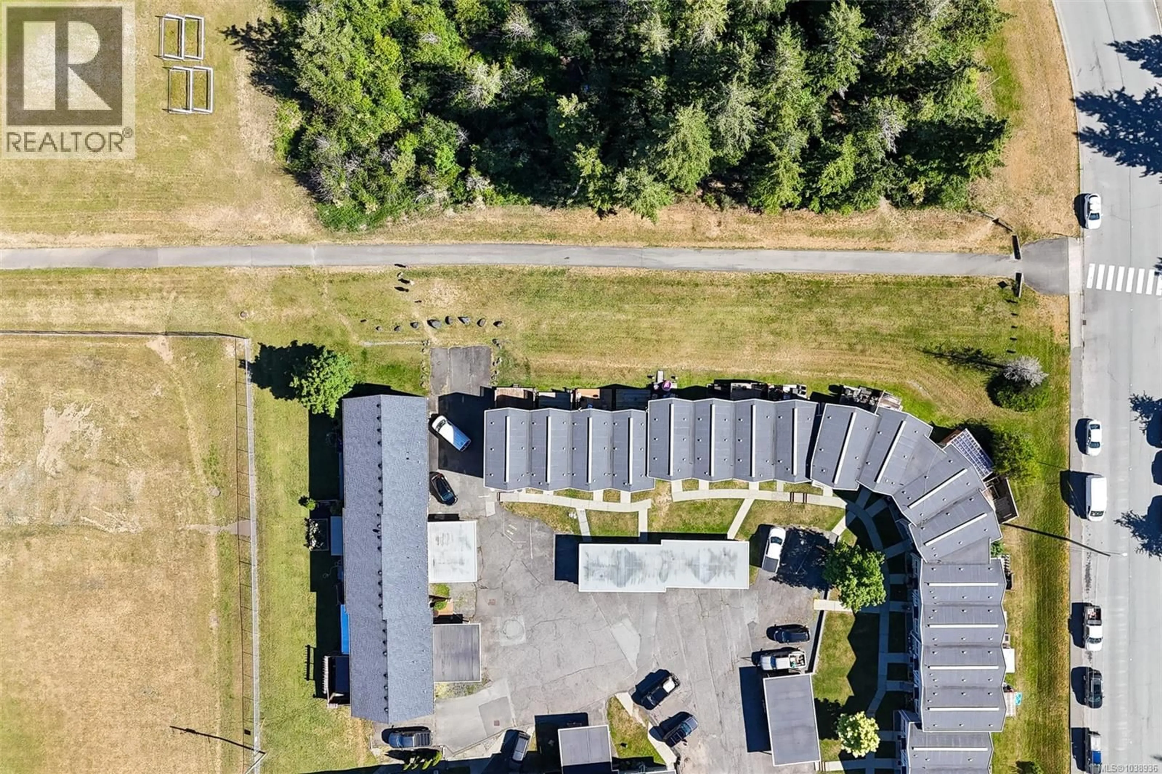 A pic from outside/outdoor area/front of a property/back of a property/a pic from drone, street for 40 - 4110 KENDALL AVENUE, Port Alberni British Columbia V9Y5J1