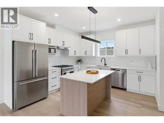 6 - 4601 97 STREET, Osoyoos 3