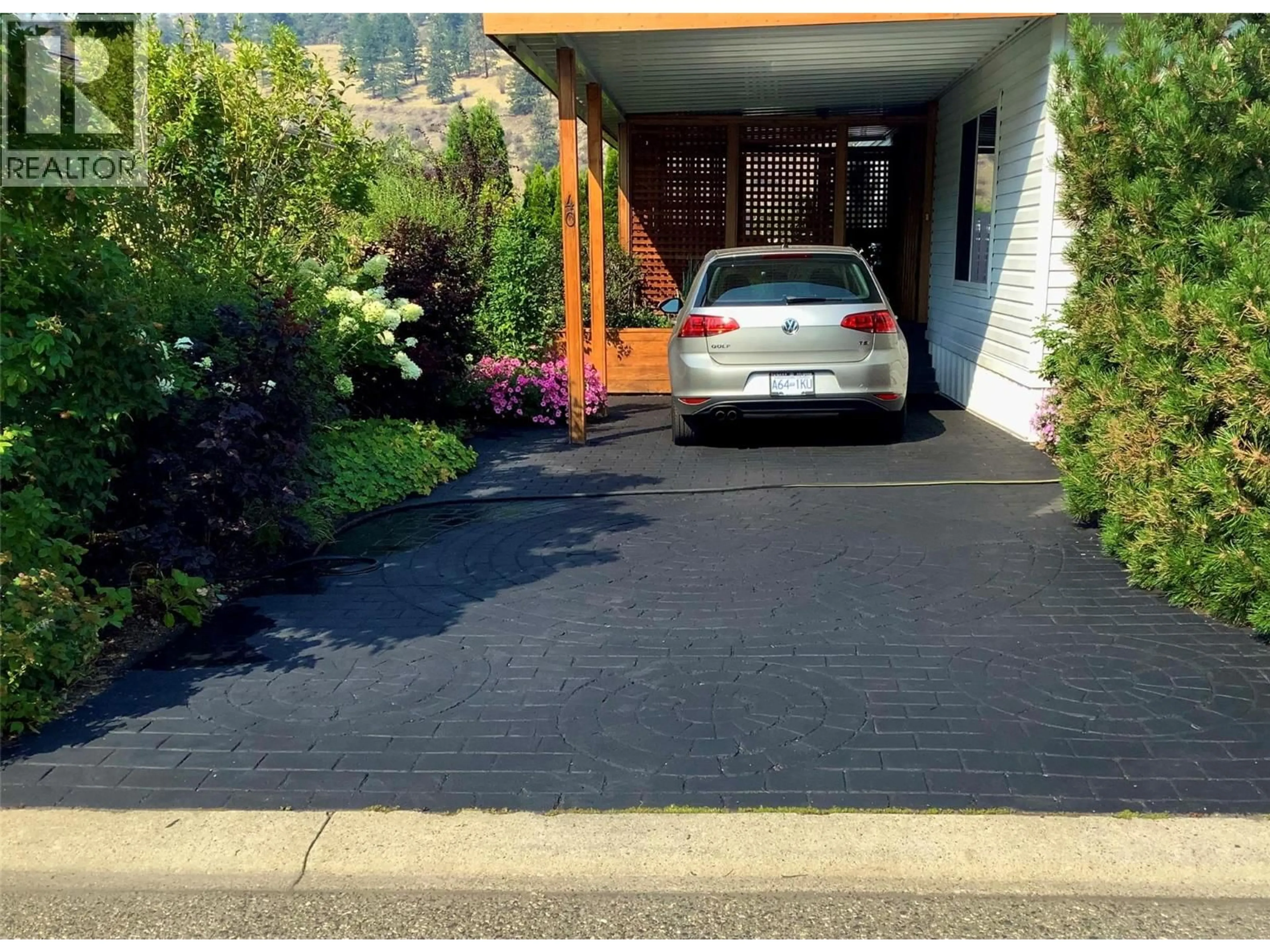 Parking for 40 - 8598 HIGHWAY 97 OTHER, Oliver British Columbia V0H1T2