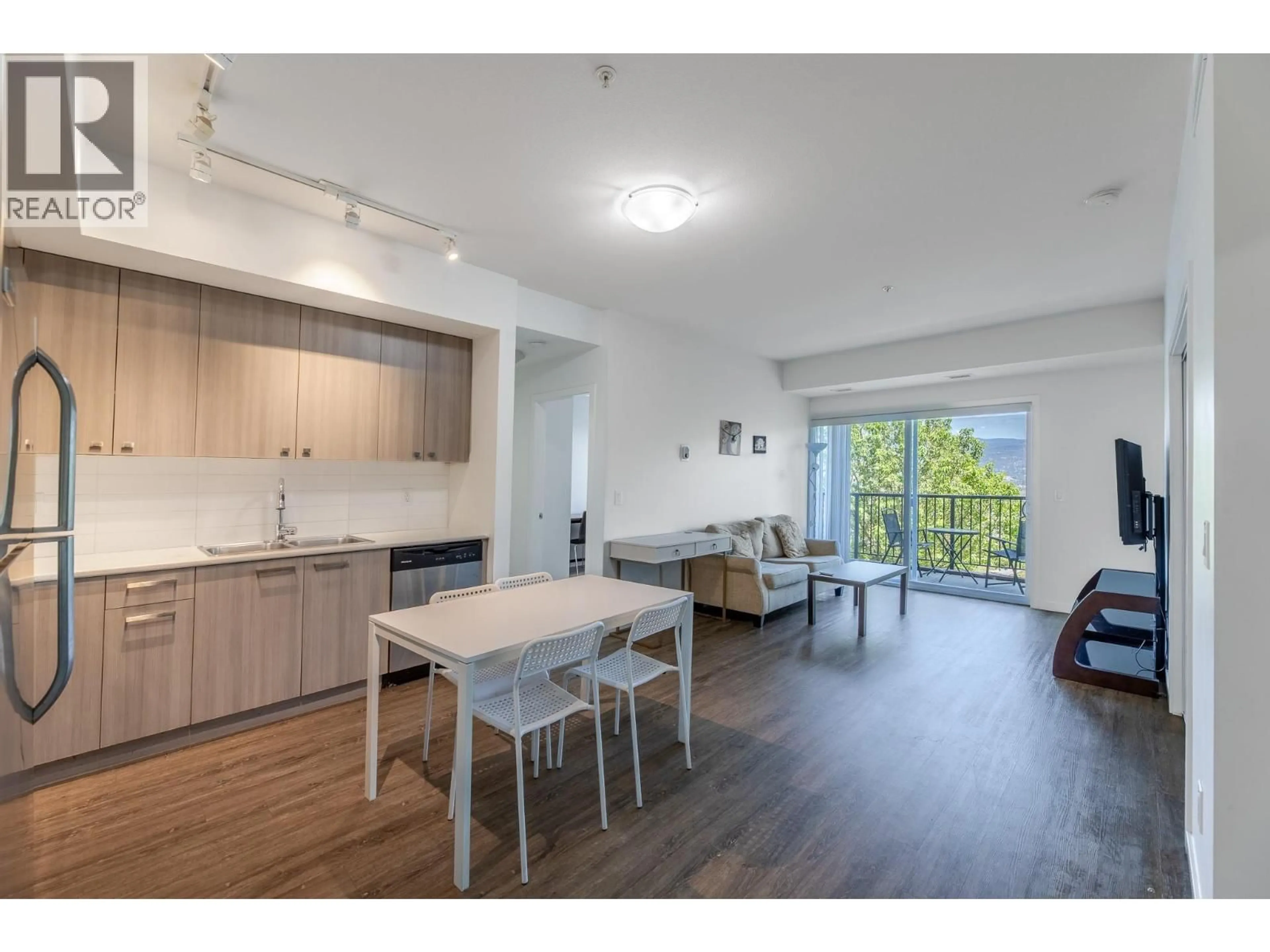 A pic of a room for 109 - 935 ACADEMY WAY, Kelowna British Columbia v1v3c9