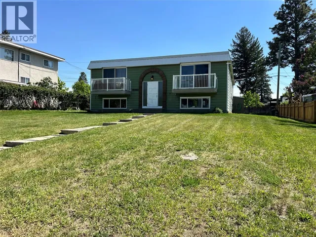 217 8TH STREET SOUTH, Cranbrook 3