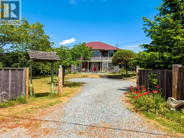 2854 FARM VIEW ROAD, Courtenay 2