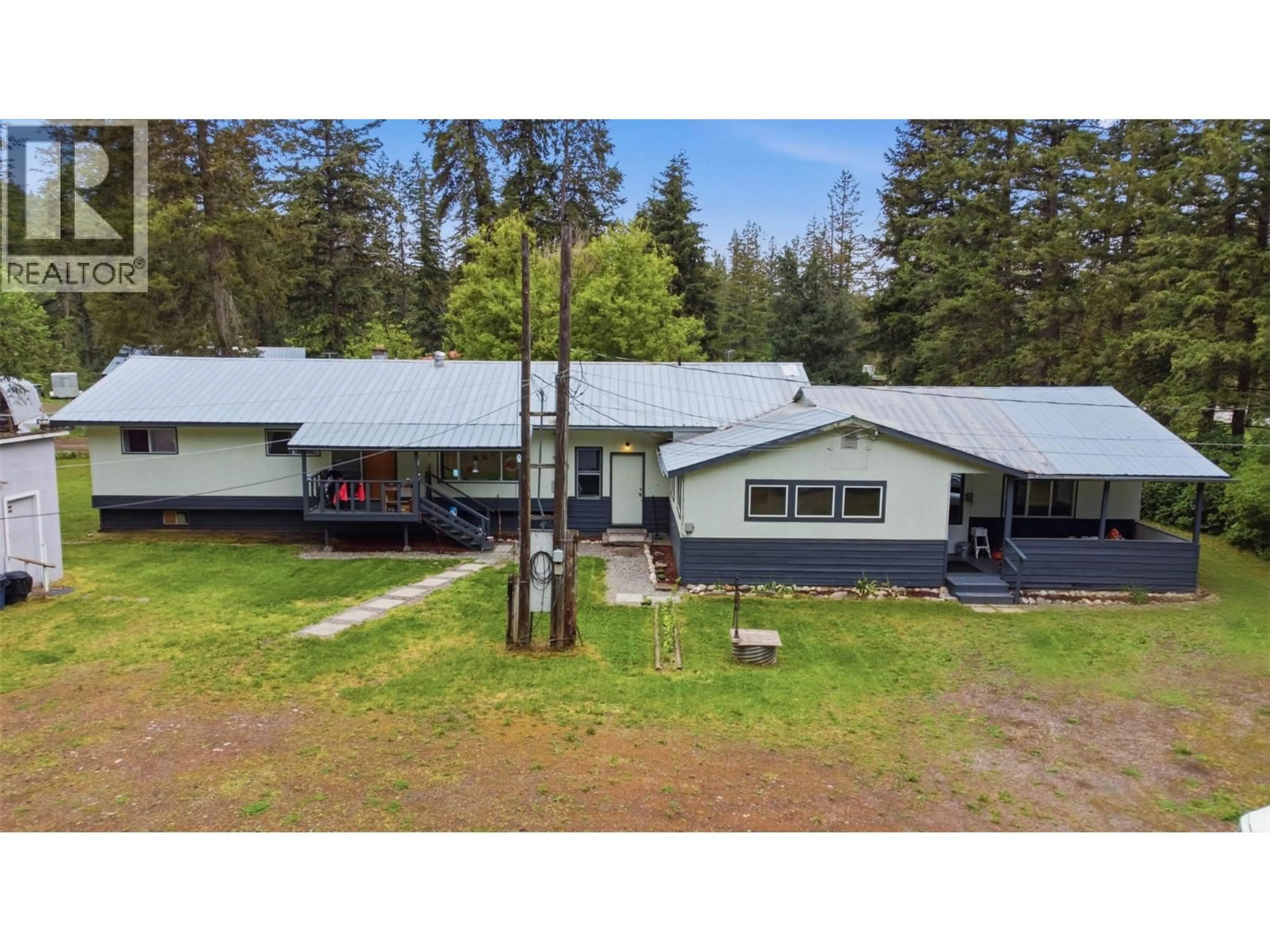 A pic from outside/outdoor area/front of a property/back of a property/a pic from drone, unknown for 1394 6 HIGHWAY, Cherryville British Columbia V0E2G1