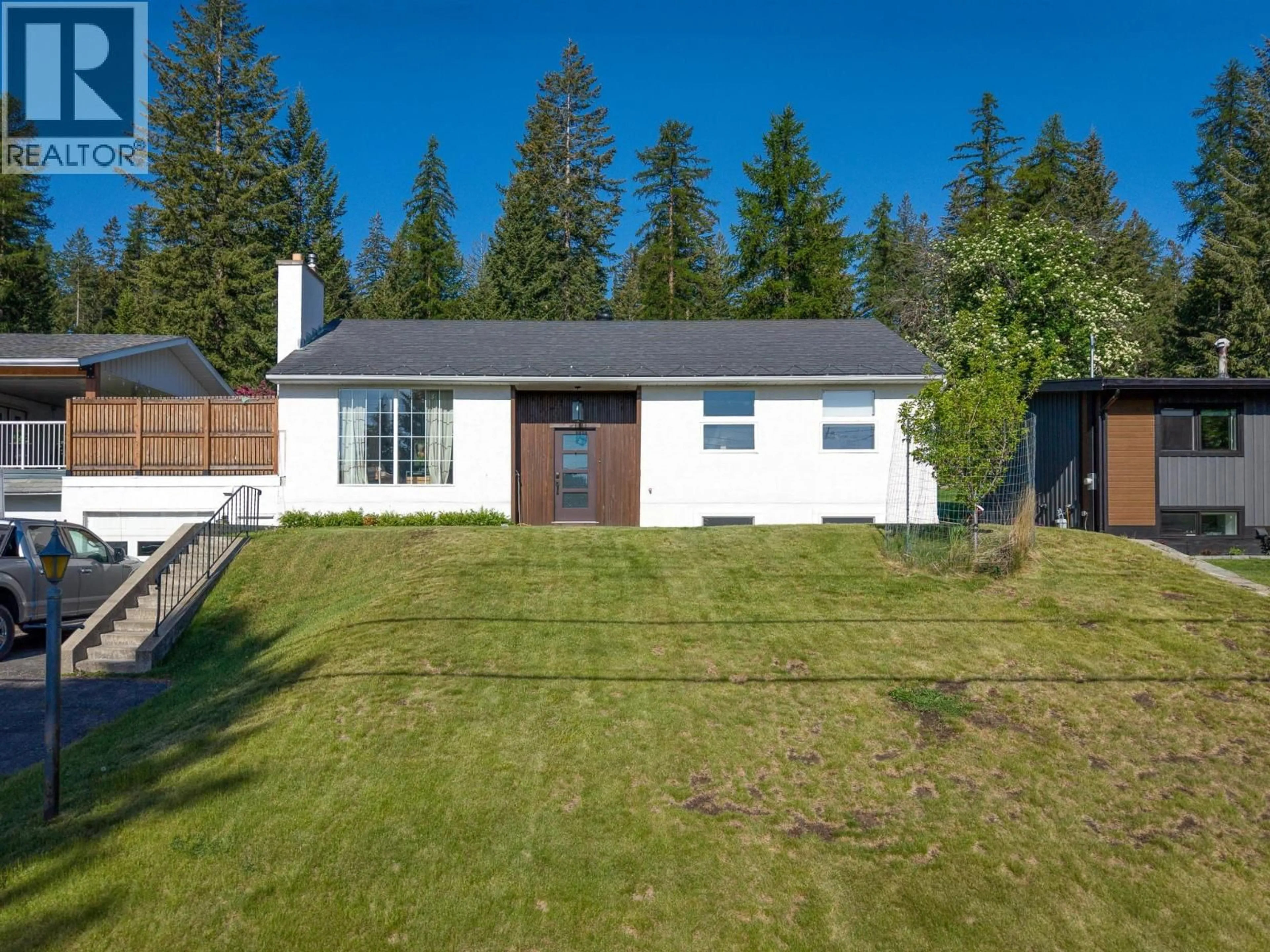 A pic from outside/outdoor area/front of a property/back of a property/a pic from drone, unknown for 129 LEVIRS AVENUE, Kimberley British Columbia V1A1X6