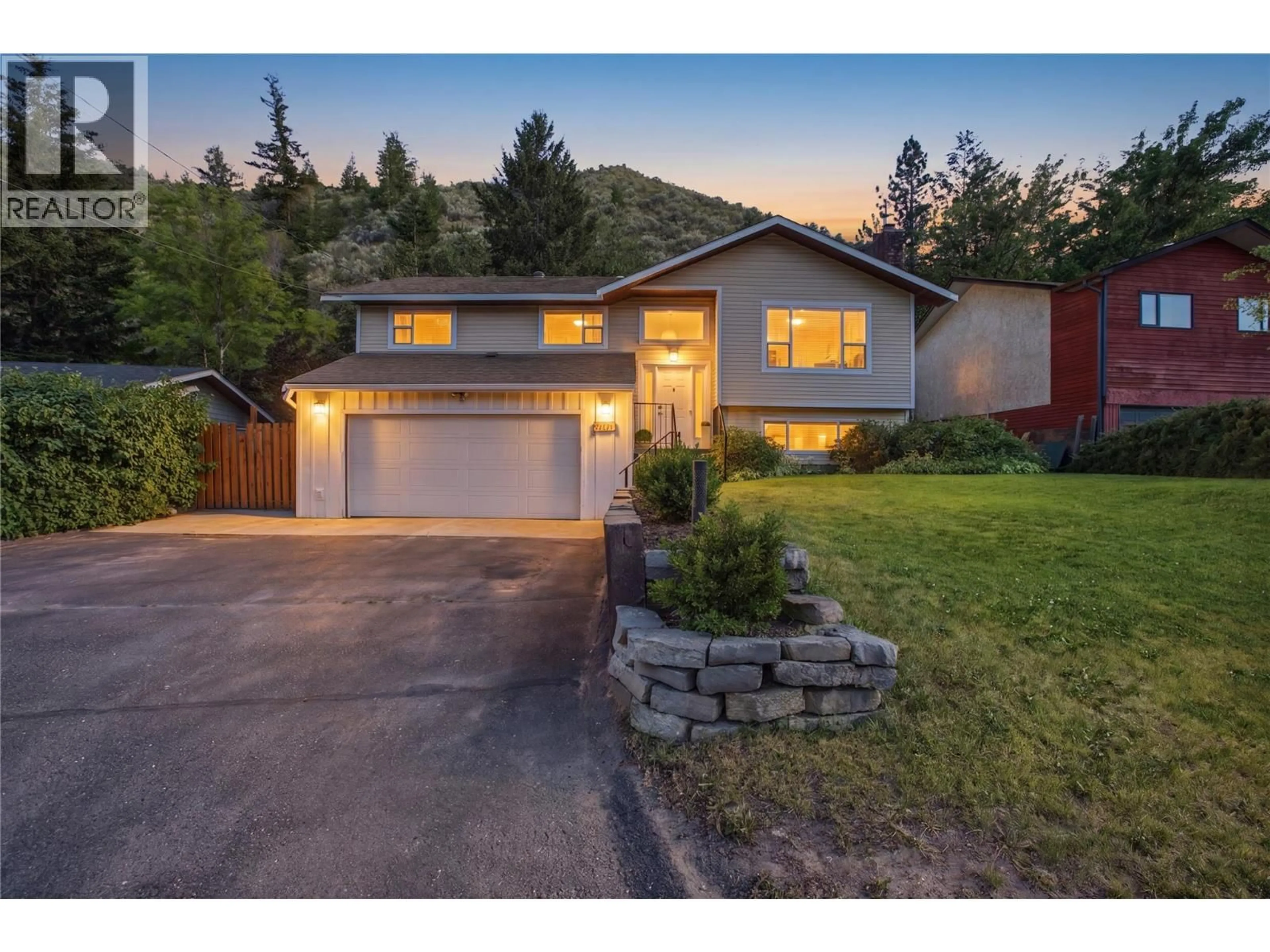 Home with vinyl exterior material, street for 6273 DALLAS DRIVE, Kamloops British Columbia V2C4X6