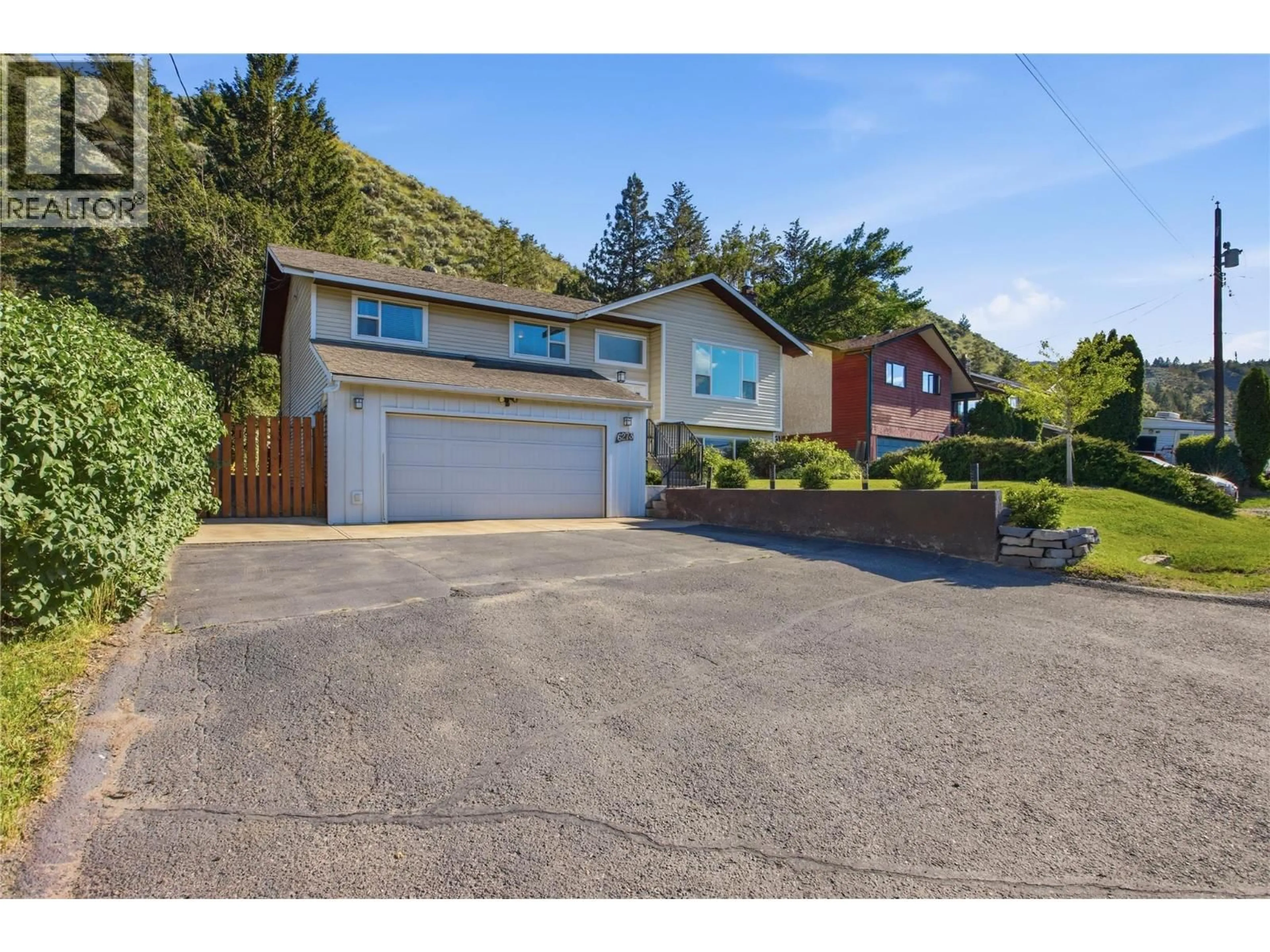 A pic from outside/outdoor area/front of a property/back of a property/a pic from drone, street for 6273 DALLAS DRIVE, Kamloops British Columbia V2C4X6