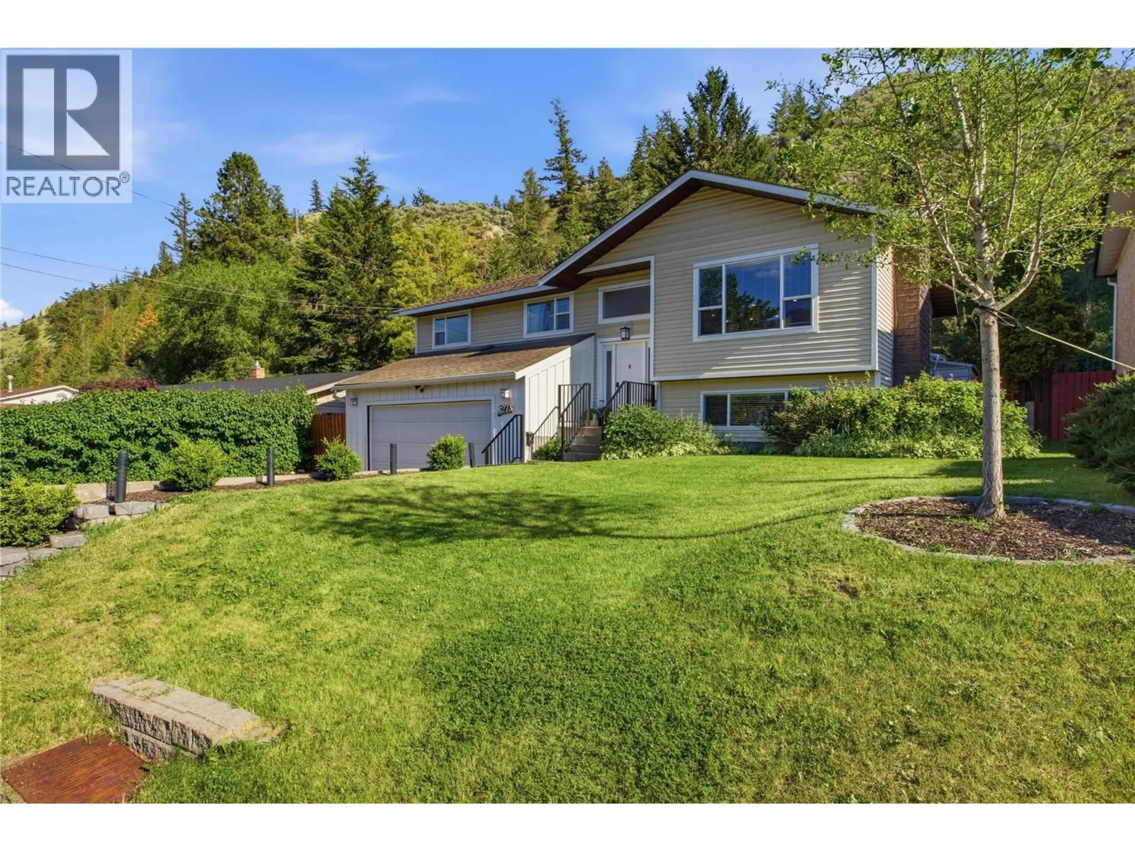 A pic from outside/outdoor area/front of a property/back of a property/a pic from drone, unknown for 6273 DALLAS DRIVE, Kamloops British Columbia V2C4X6