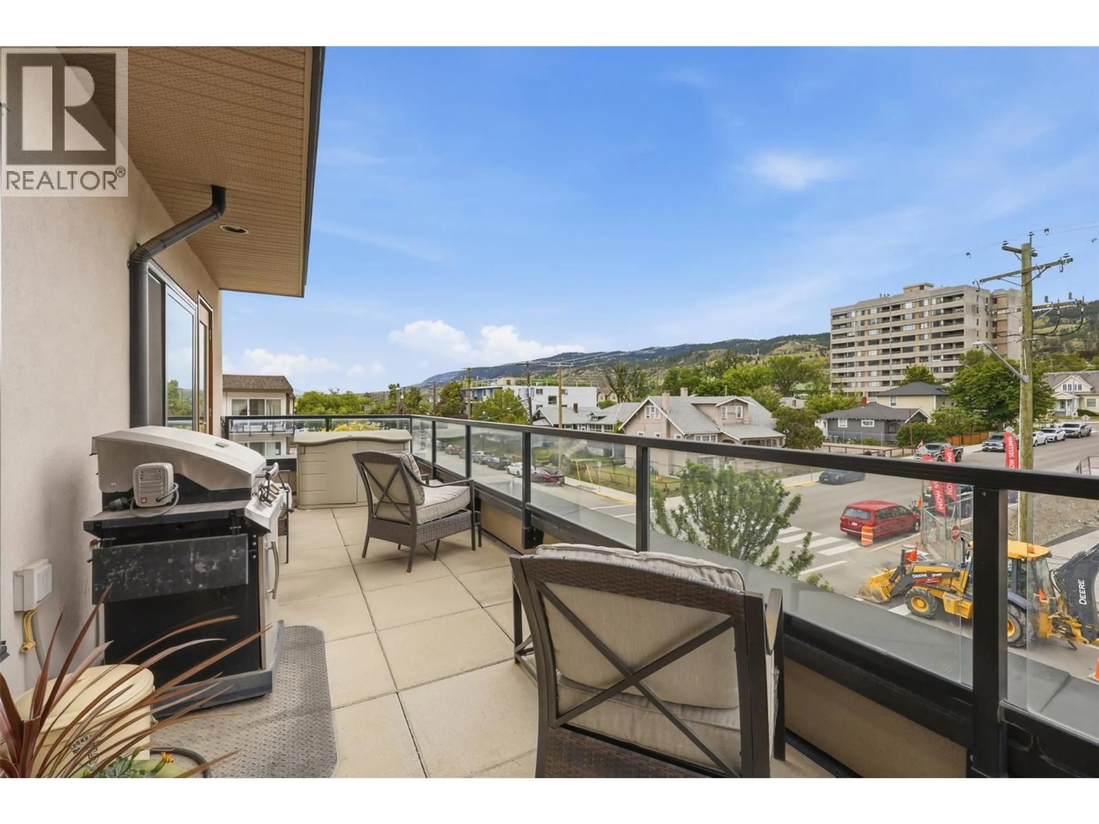 Patio, water/lake/river/ocean view for 303 - 460 5TH AVENUE, Kamloops British Columbia V2C5Y2