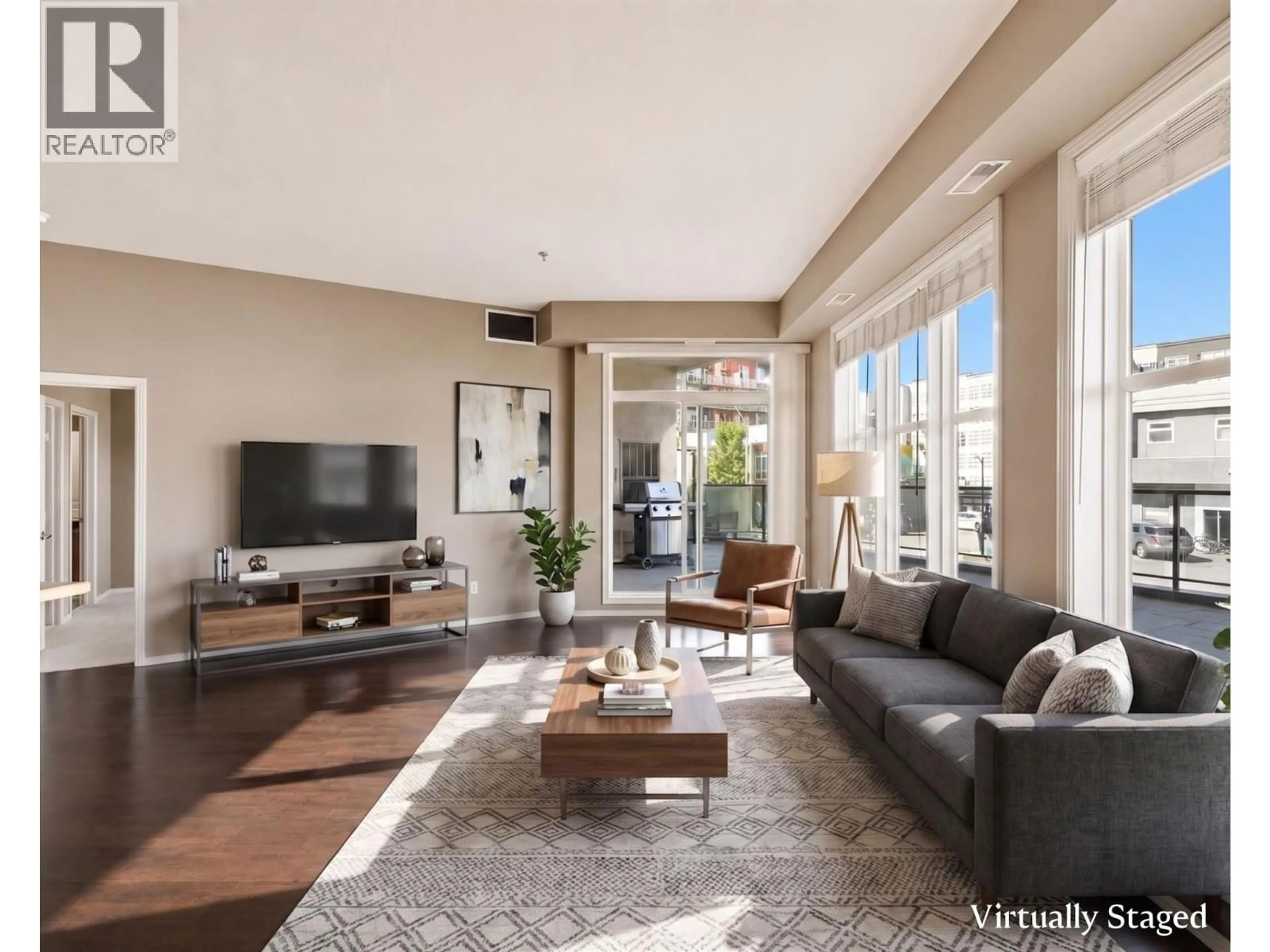Living room with furniture, unknown for 102 - 1327 ST. PAUL STREET, Kelowna British Columbia V1Y2E2