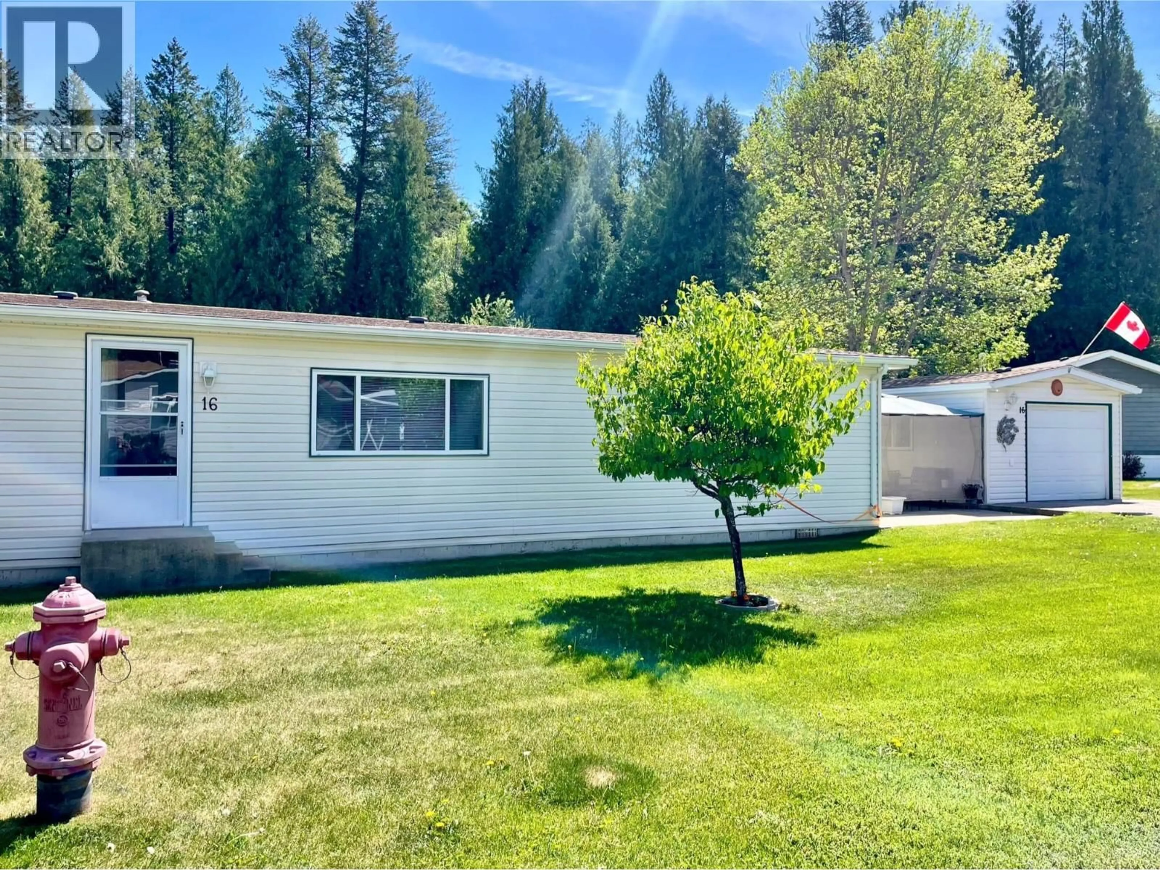 Home with vinyl exterior material, unknown for 16 - 1500 NEIMI ROAD, Christina Lake British Columbia V0H1E2