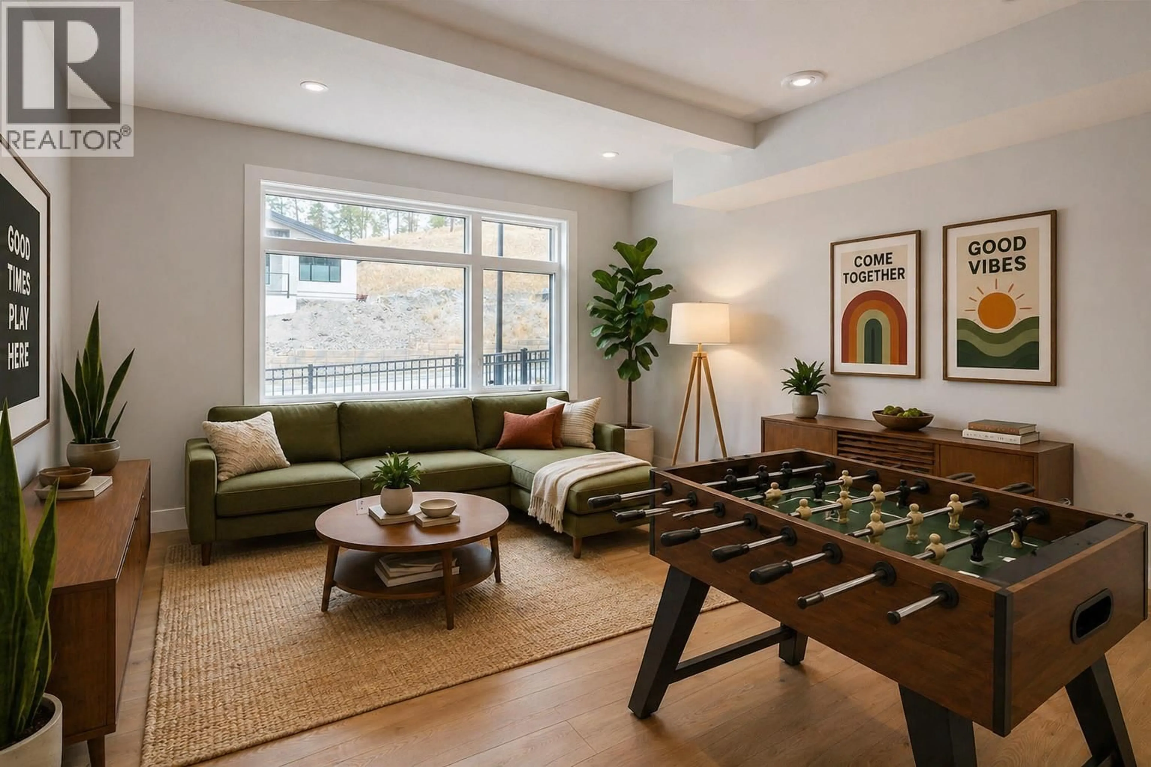 Living room with furniture, unknown for 5 - 3425 HILLTOWN DRIVE, Kelowna British Columbia V1V2B5