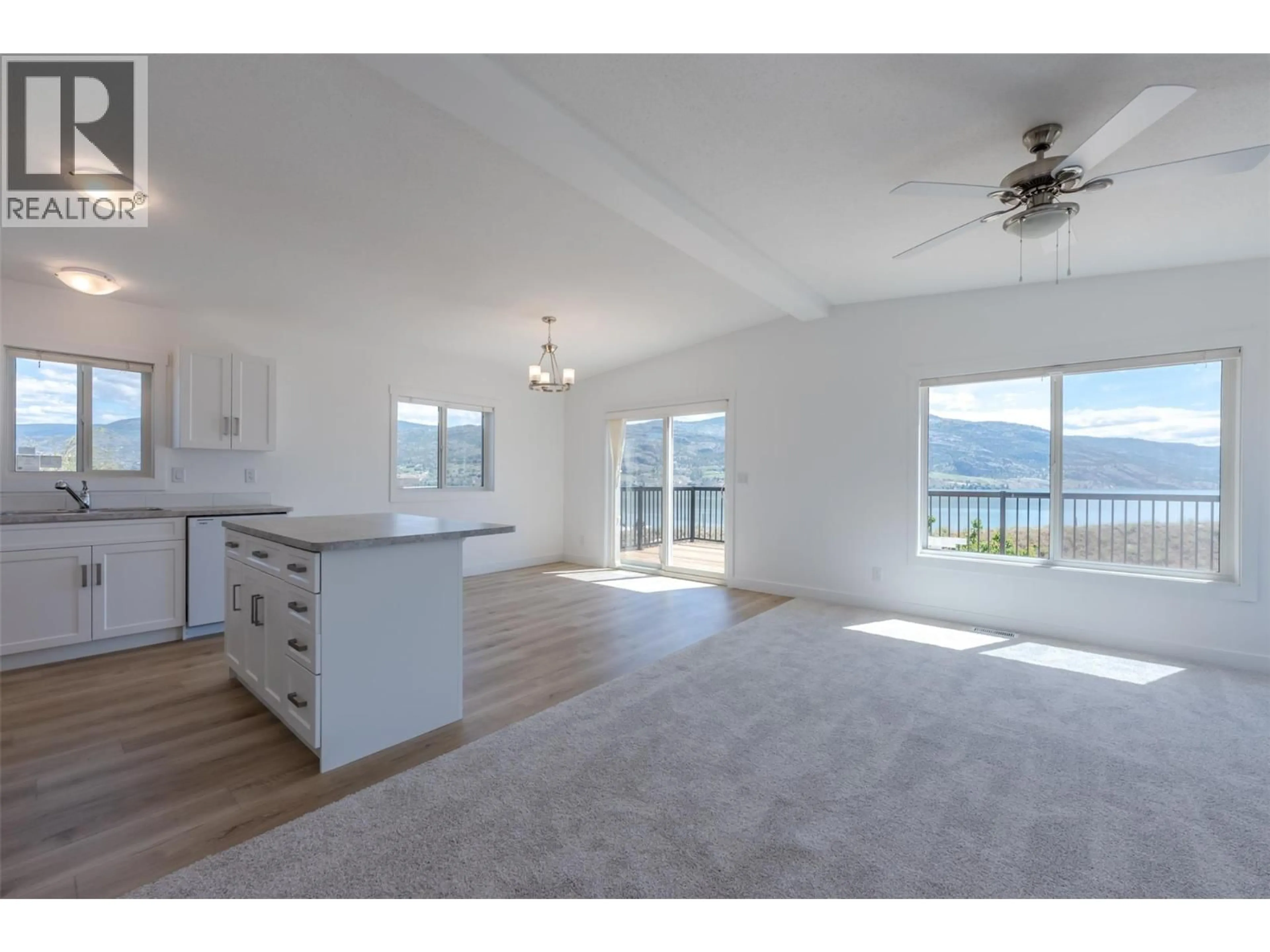Open concept kitchen, unknown for 39 - 201 HIGHWAY 97 HIGHWAY, Penticton British Columbia V2A0E4