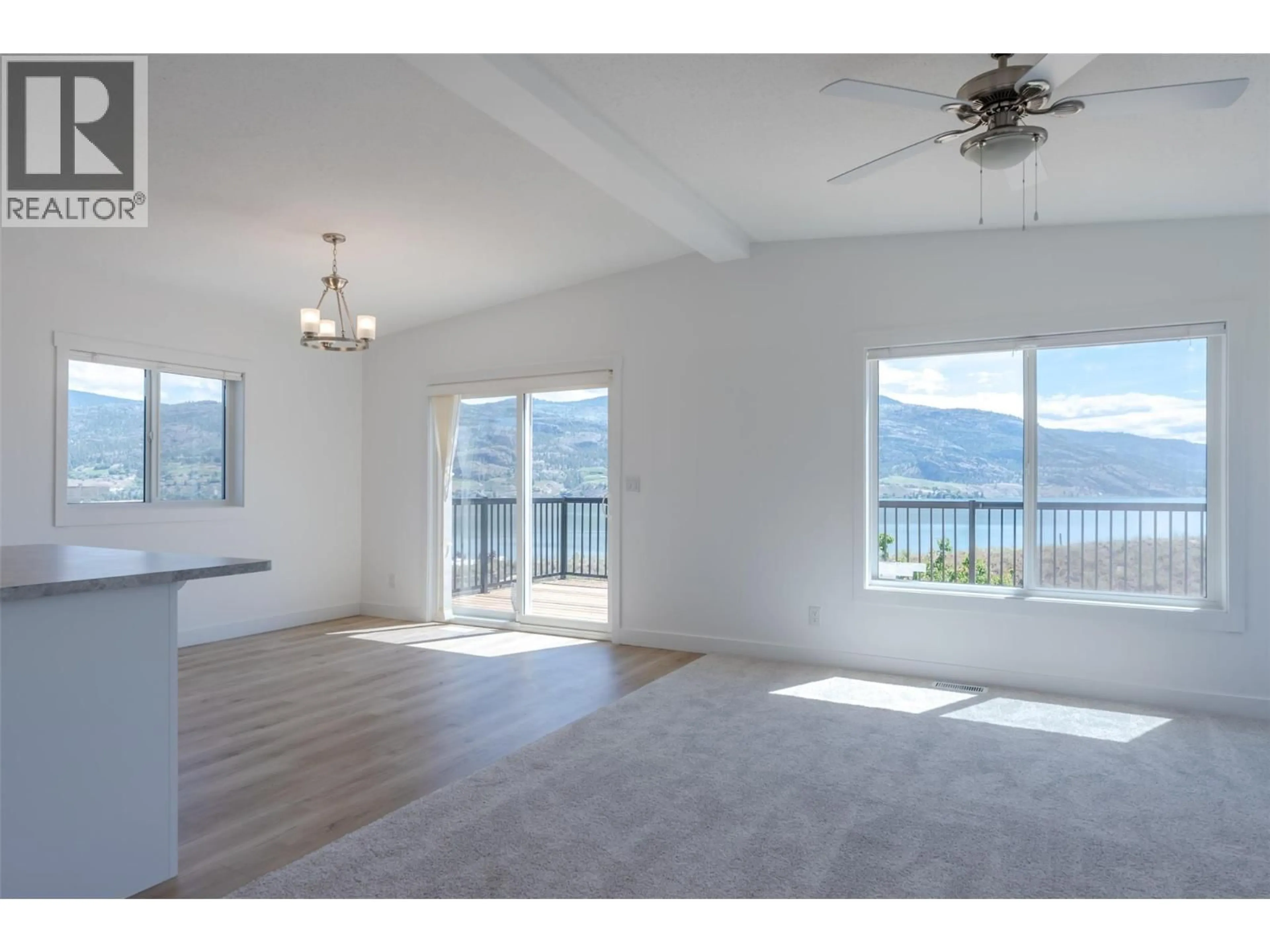 A pic of a room for 39 - 201 HIGHWAY 97 HIGHWAY, Penticton British Columbia V2A0E4