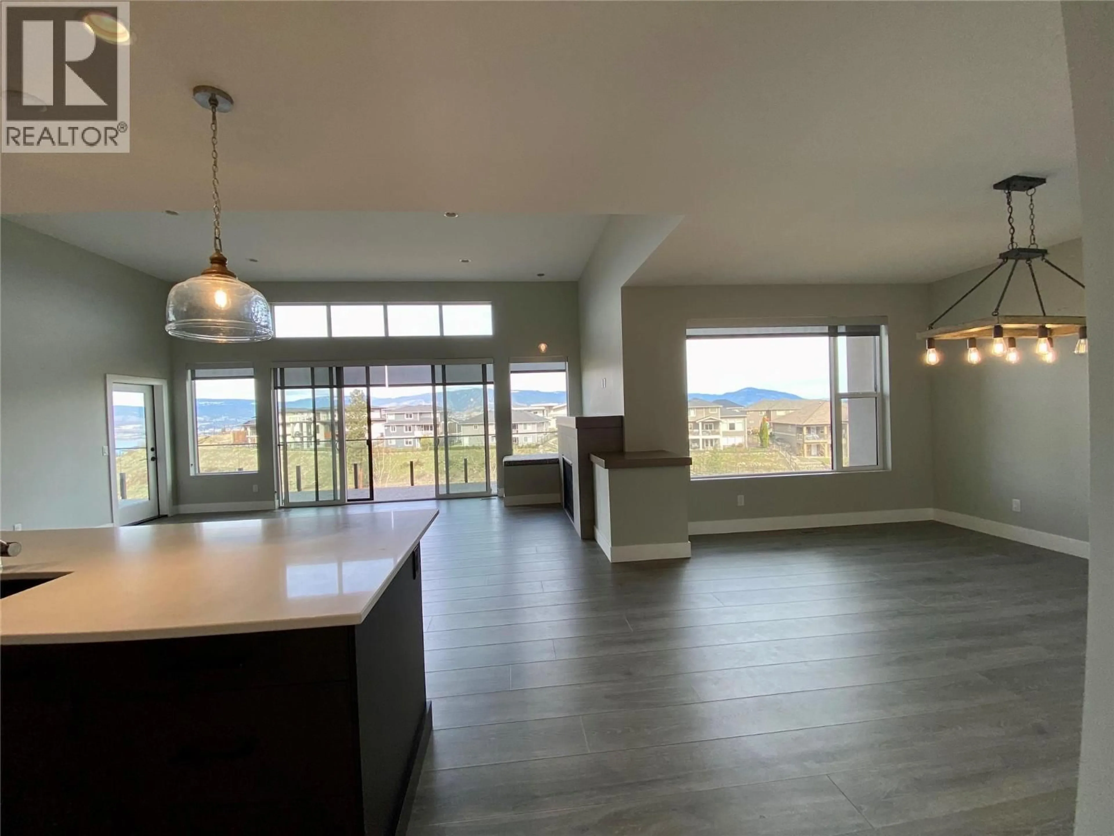 Open concept kitchen, unknown for 5402 KESTREL LANE, Kelowna British Columbia V1W0A6