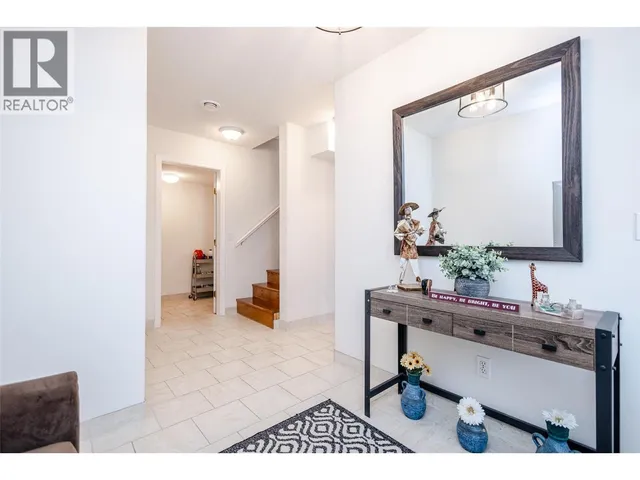 540 KLASSEN ROAD, Kelowna 3