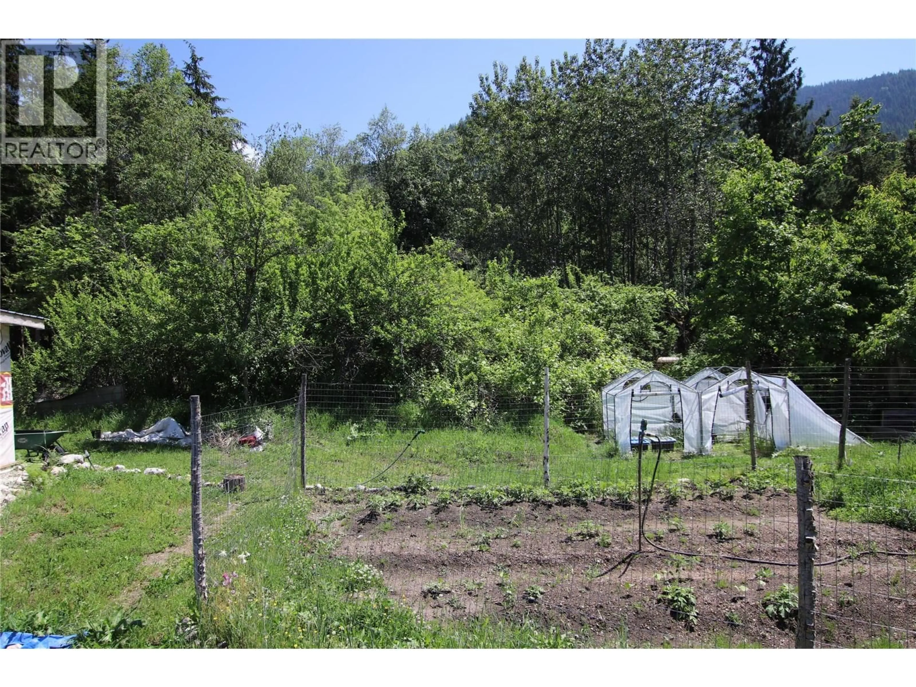 Shed for 7735 STEWART ROAD, Fauquier British Columbia V0G1K0
