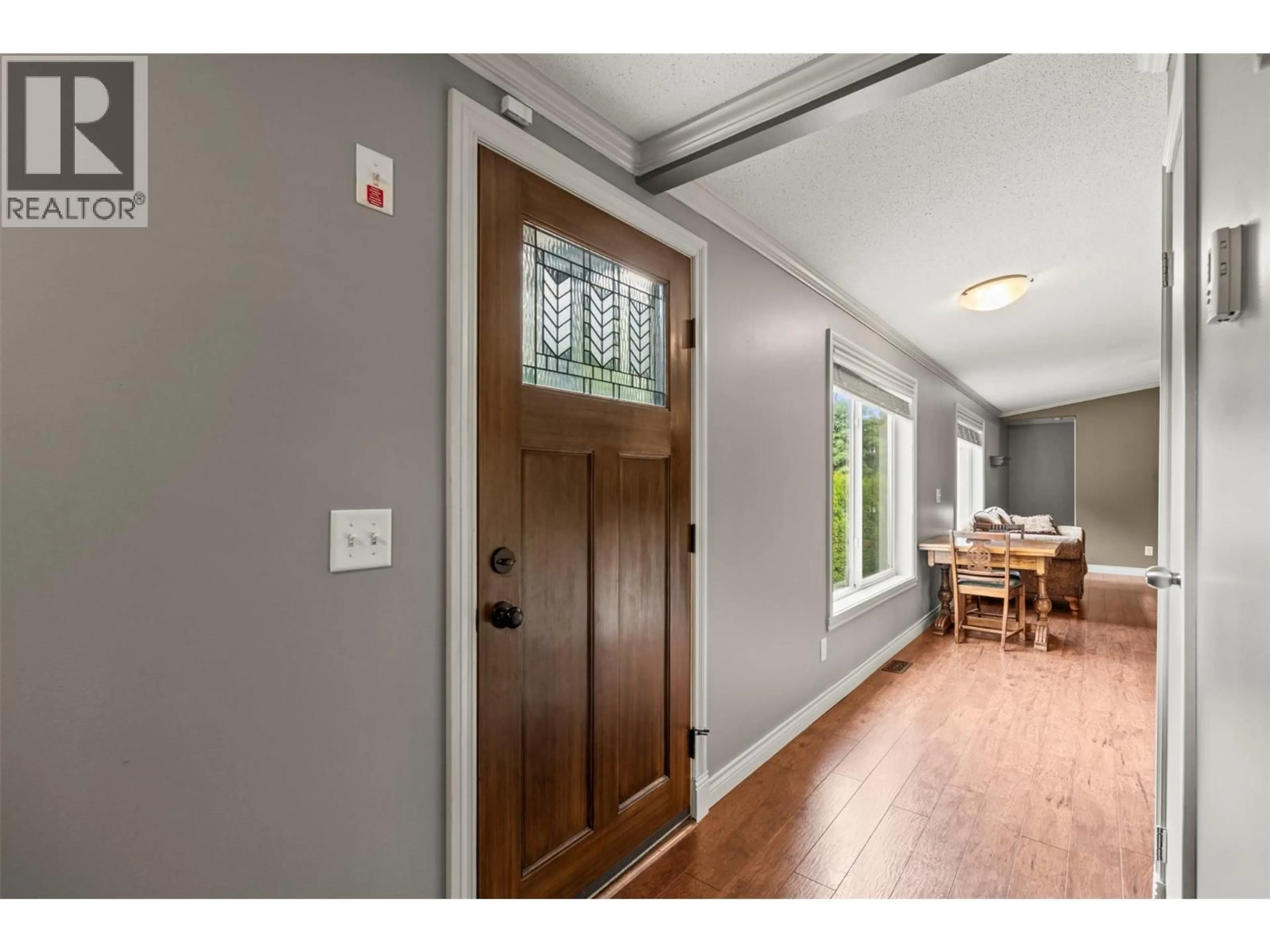 Indoor entryway for 507 - 4701 PLEASANT VALLEY ROAD, Vernon British Columbia V1T4M7
