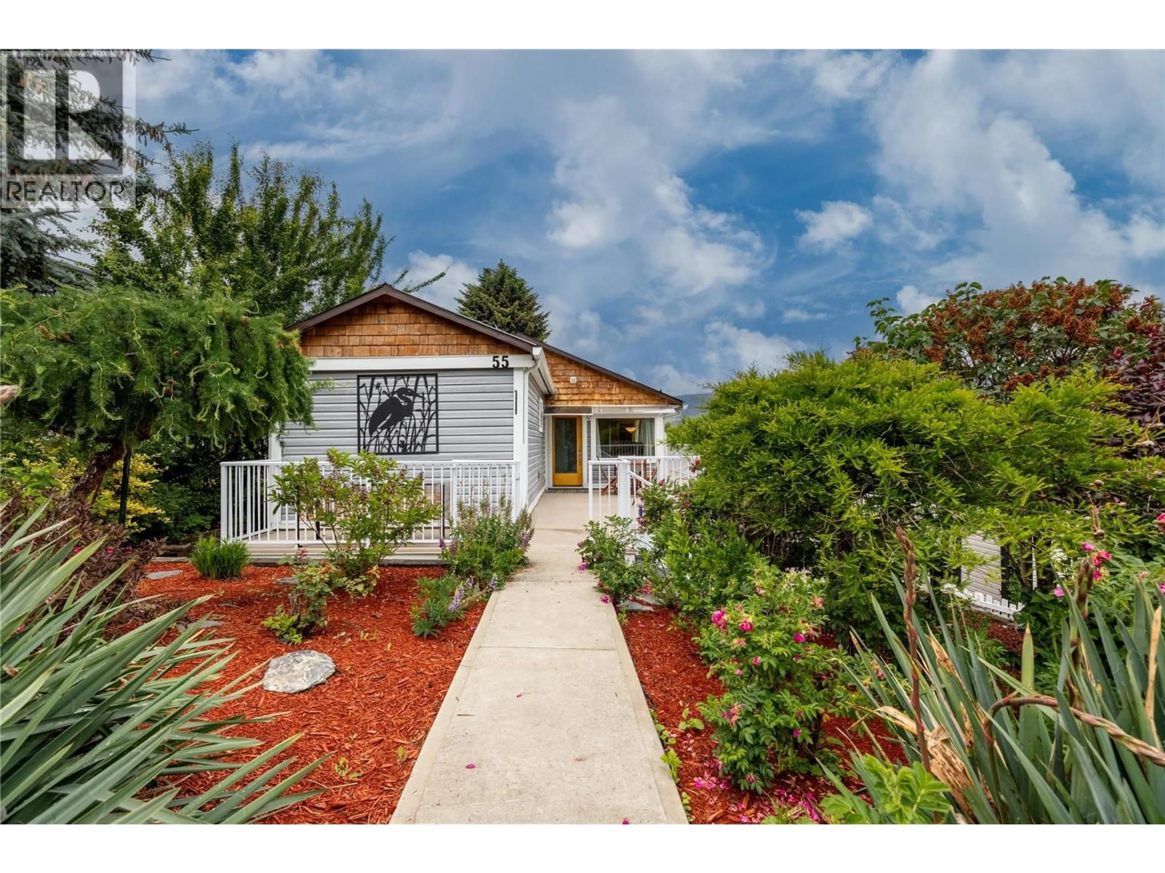 Home with vinyl exterior material, street for 55 - 2932 BUCKLEY ROAD, Sorrento British Columbia V0E2W1