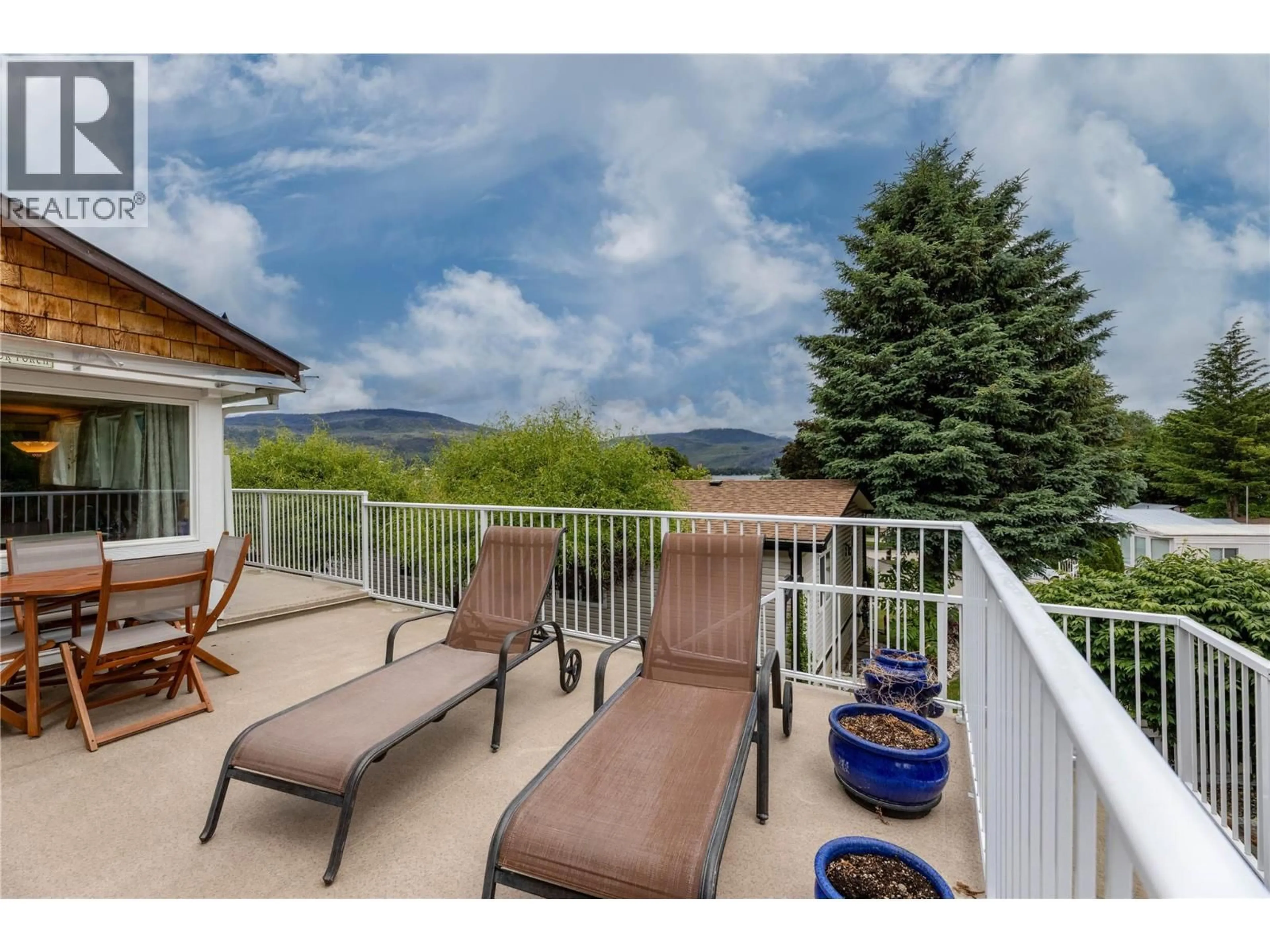 Patio, water/lake/river/ocean view for 55 - 2932 BUCKLEY ROAD, Sorrento British Columbia V0E2W1