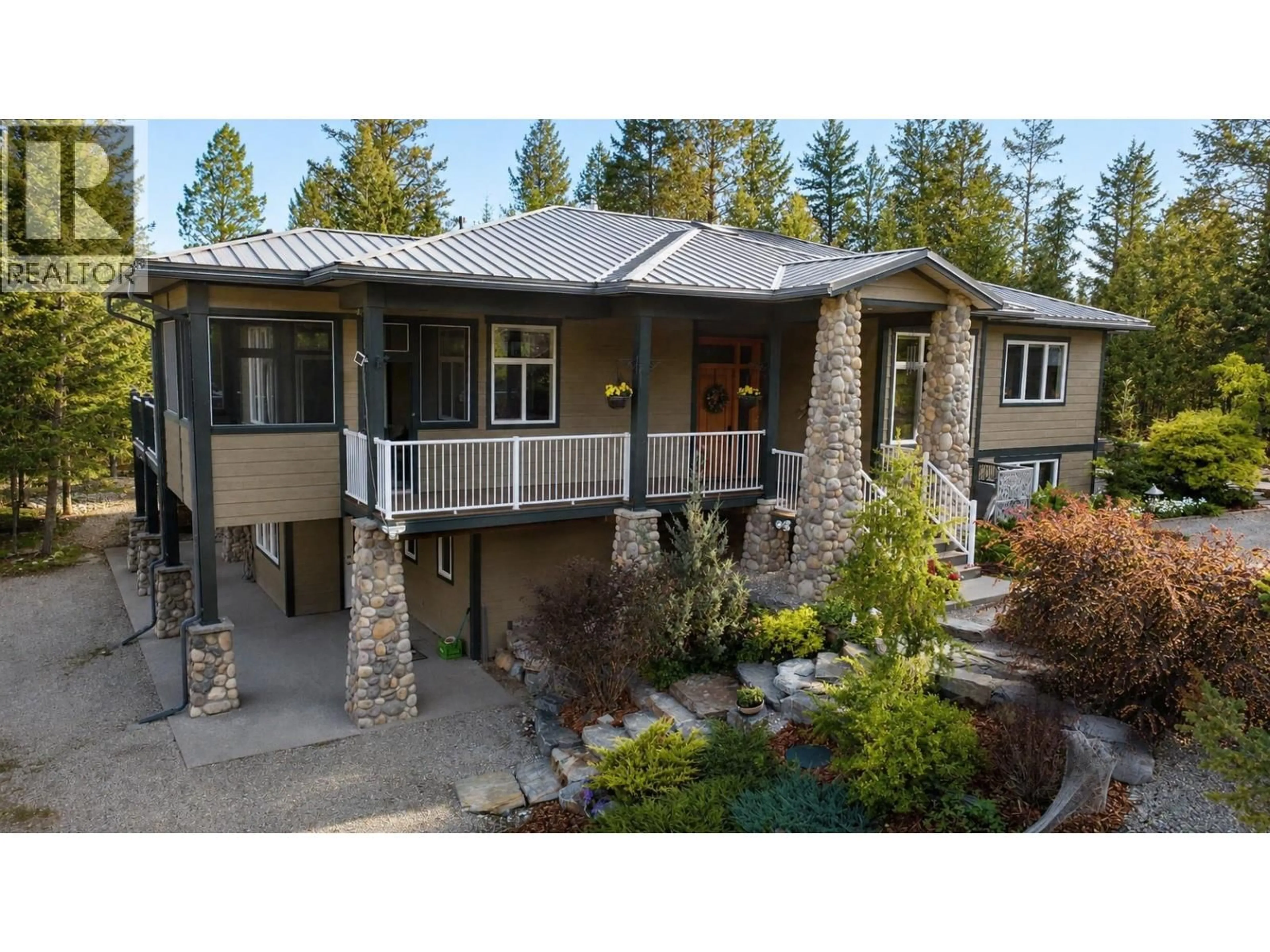 A pic from outside/outdoor area/front of a property/back of a property/a pic from drone, unknown for 9395 PINTO ROAD, Invermere British Columbia V0A1K2